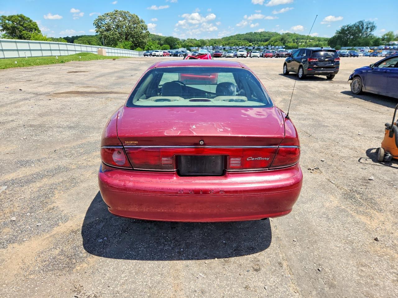 2005 Buick Century Custom Red vin: 2G4WS52J151115723
