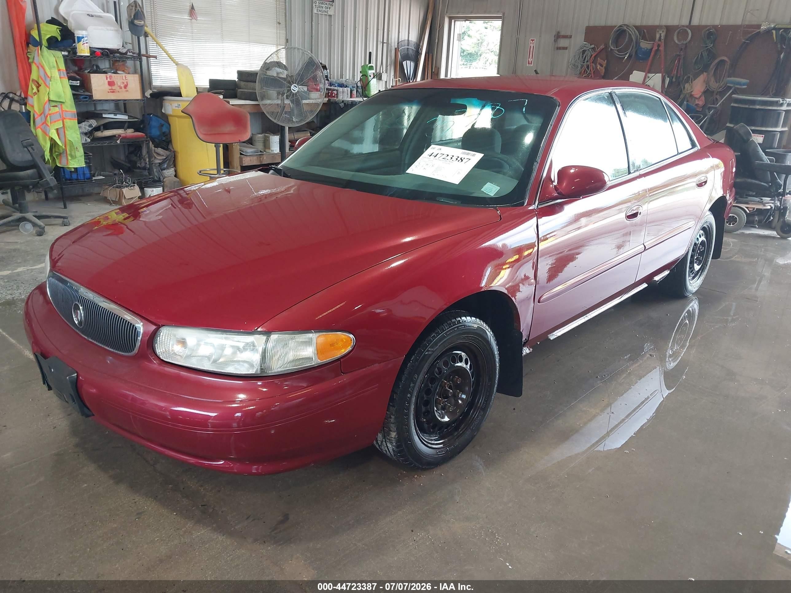 2005 Buick Century   Burgundy vin: 2G4WS52J151155218