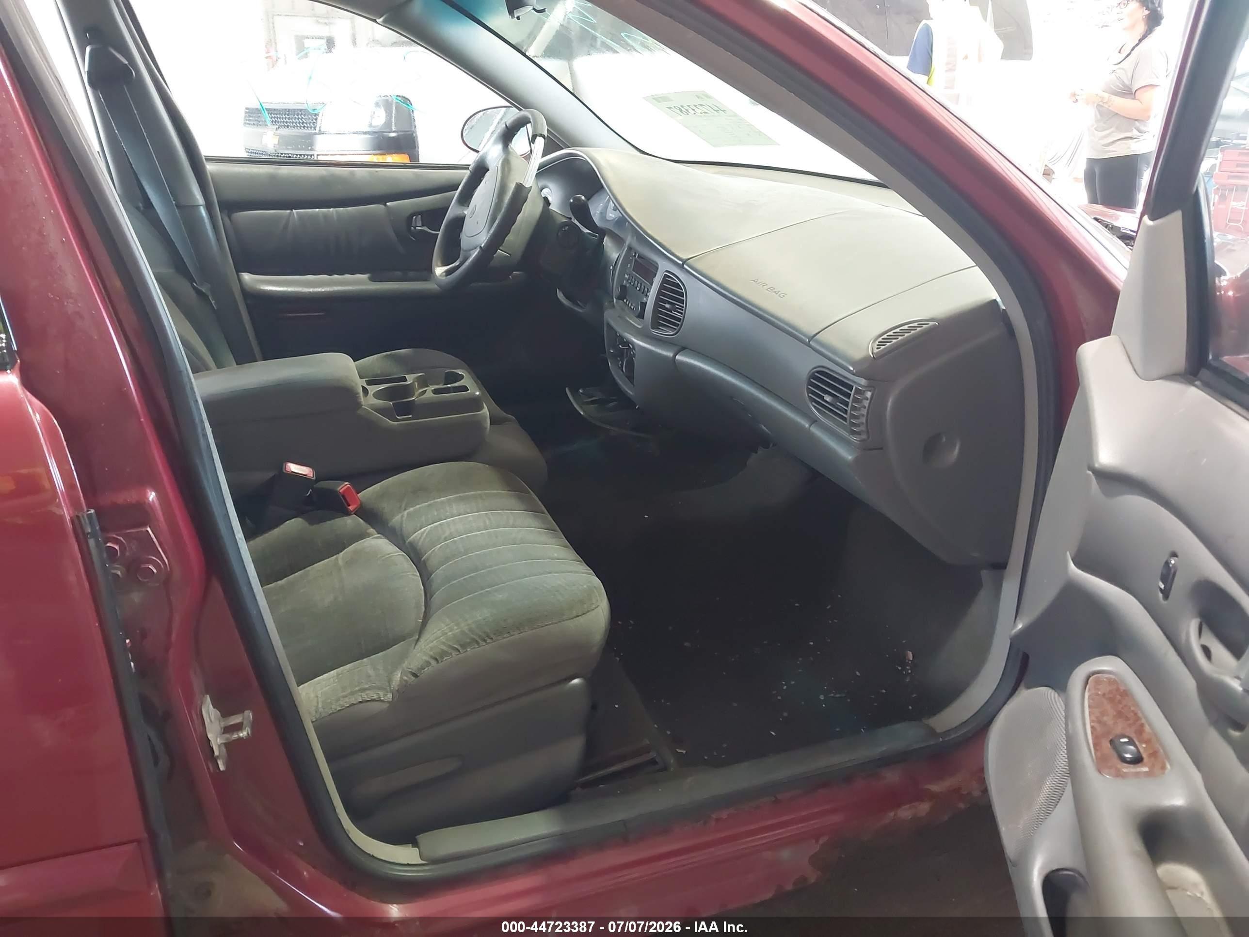 2005 Buick Century   Burgundy vin: 2G4WS52J151155218