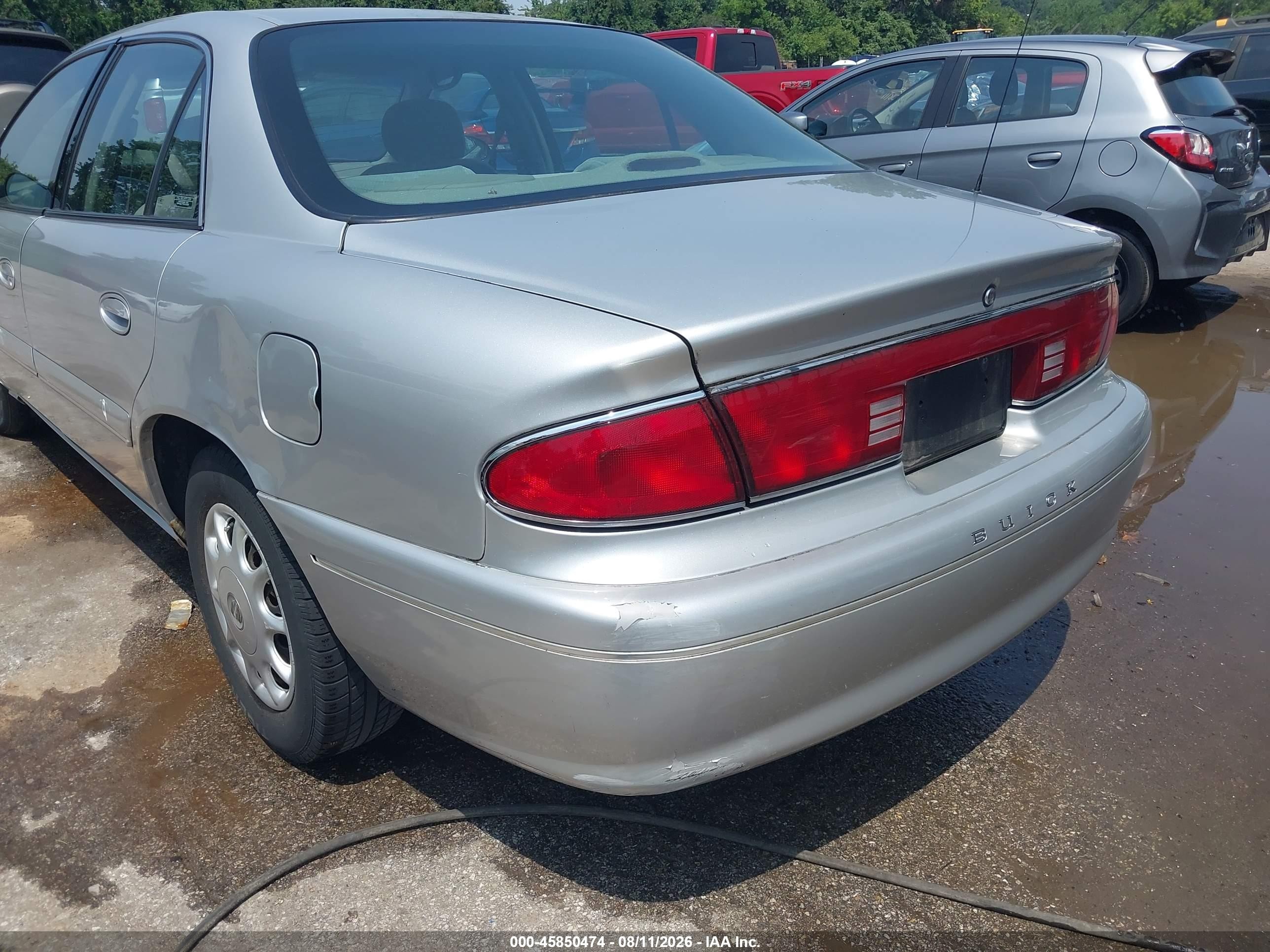 2001 Buick Century Custom Silver vin: 2G4WS52J211137546