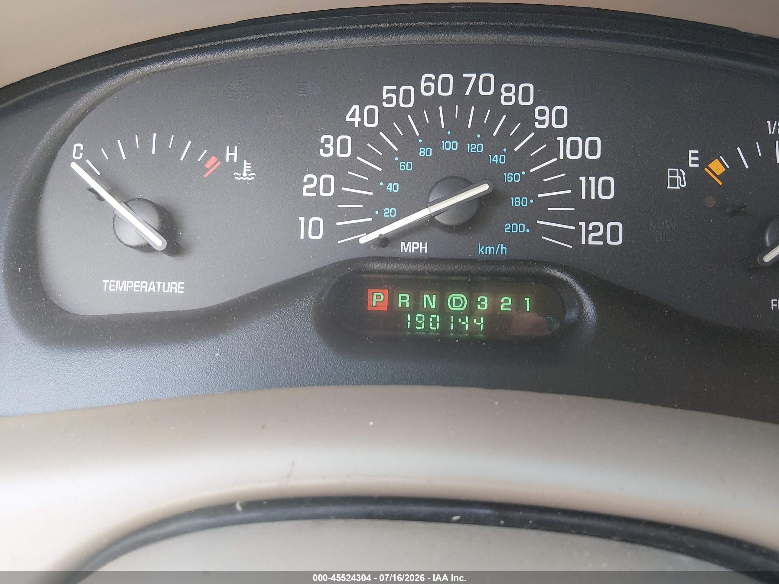 2001 Buick Century Custom Cream vin: 2G4WS52J211199769
