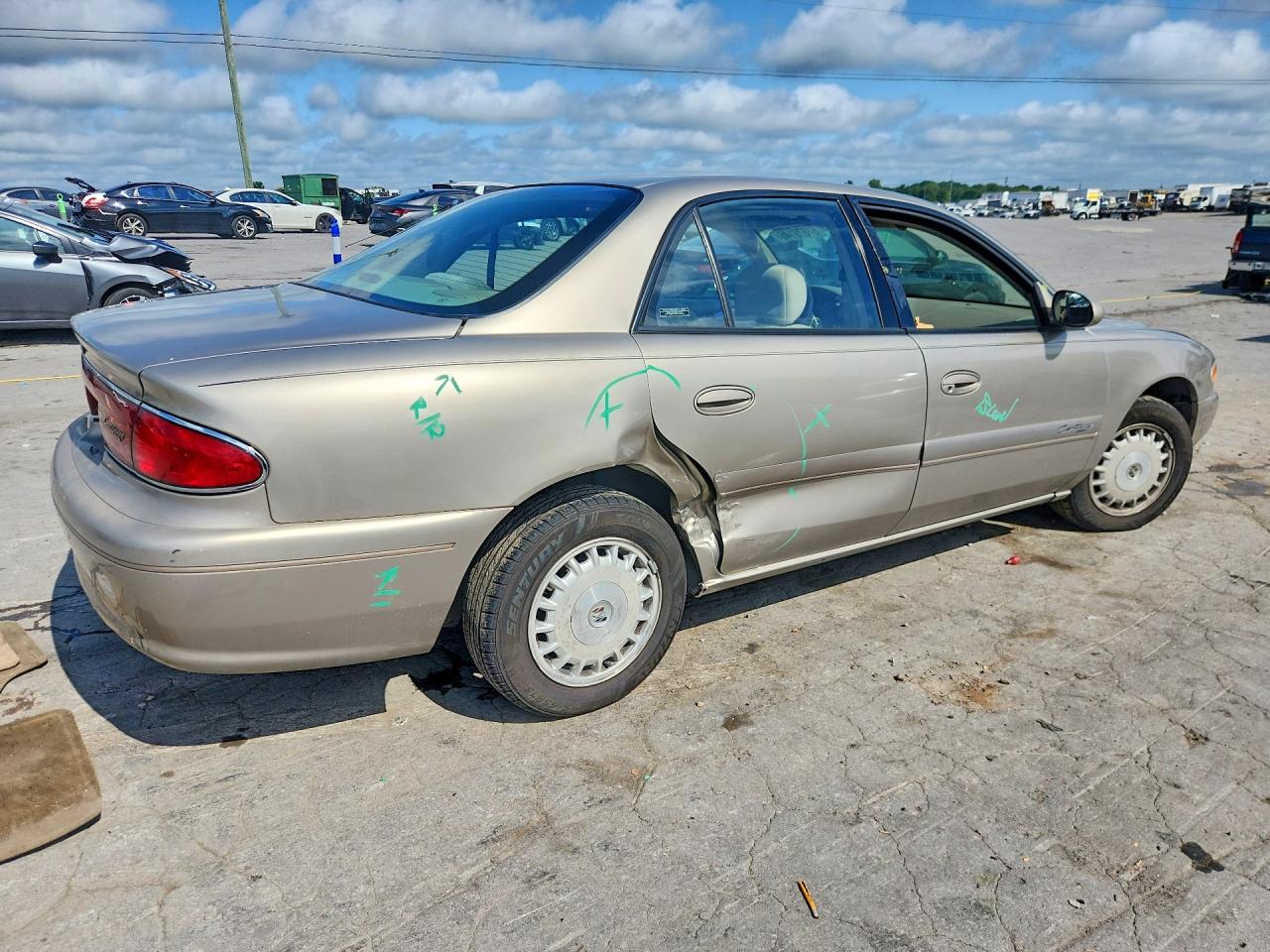2001 Buick Century Custom Beige vin: 2G4WS52J211262062