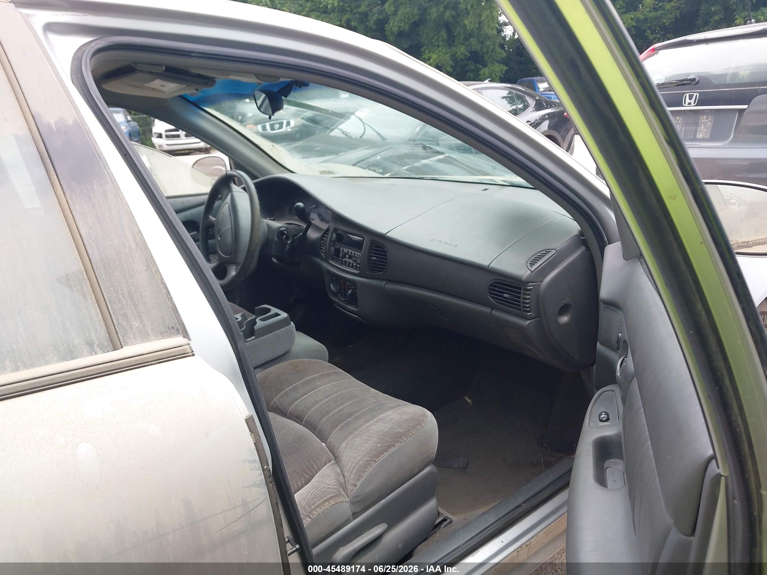2002 Buick Century Custom Gray vin: 2G4WS52J221290316
