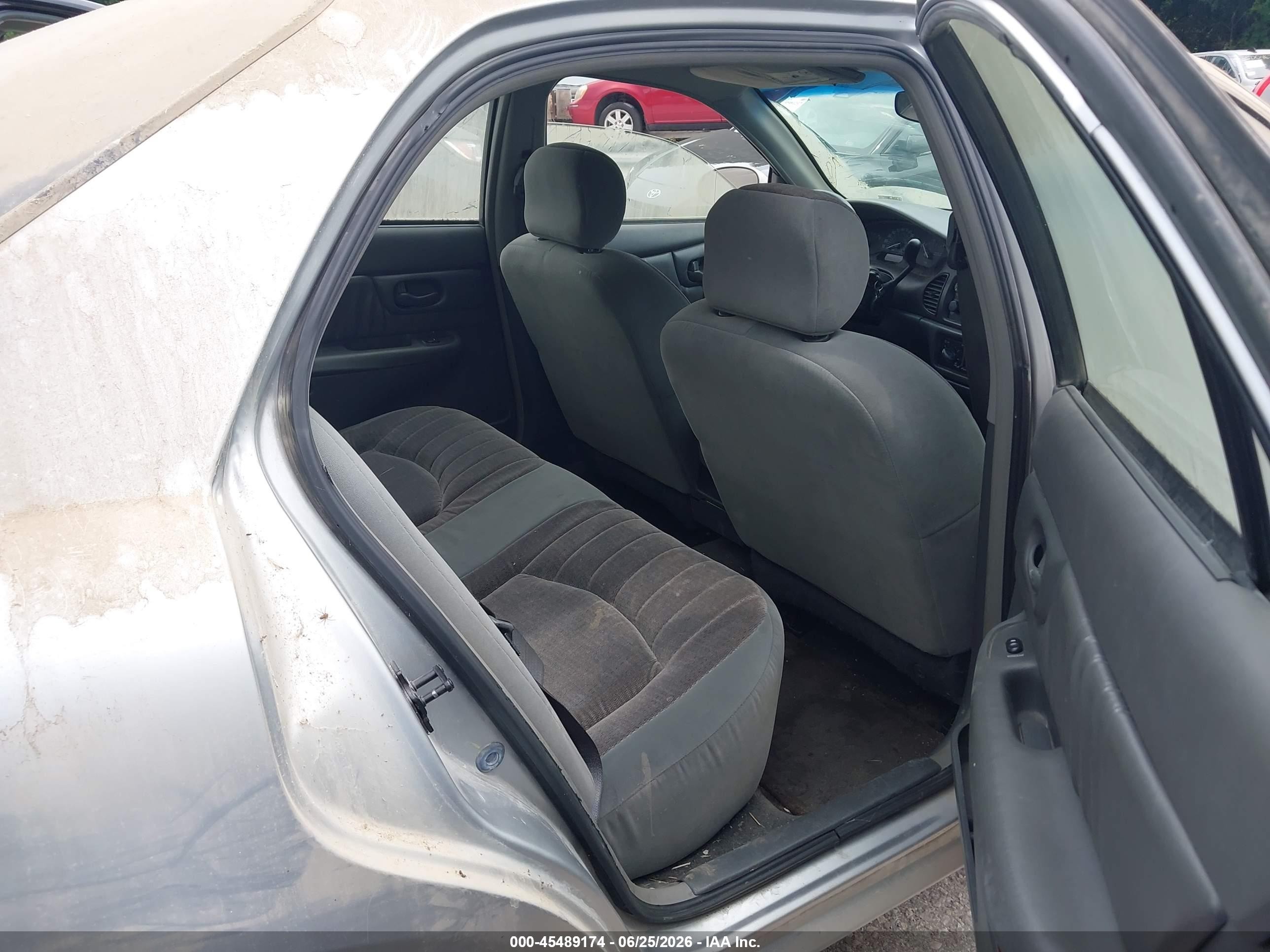 2002 Buick Century Custom Gray vin: 2G4WS52J221290316