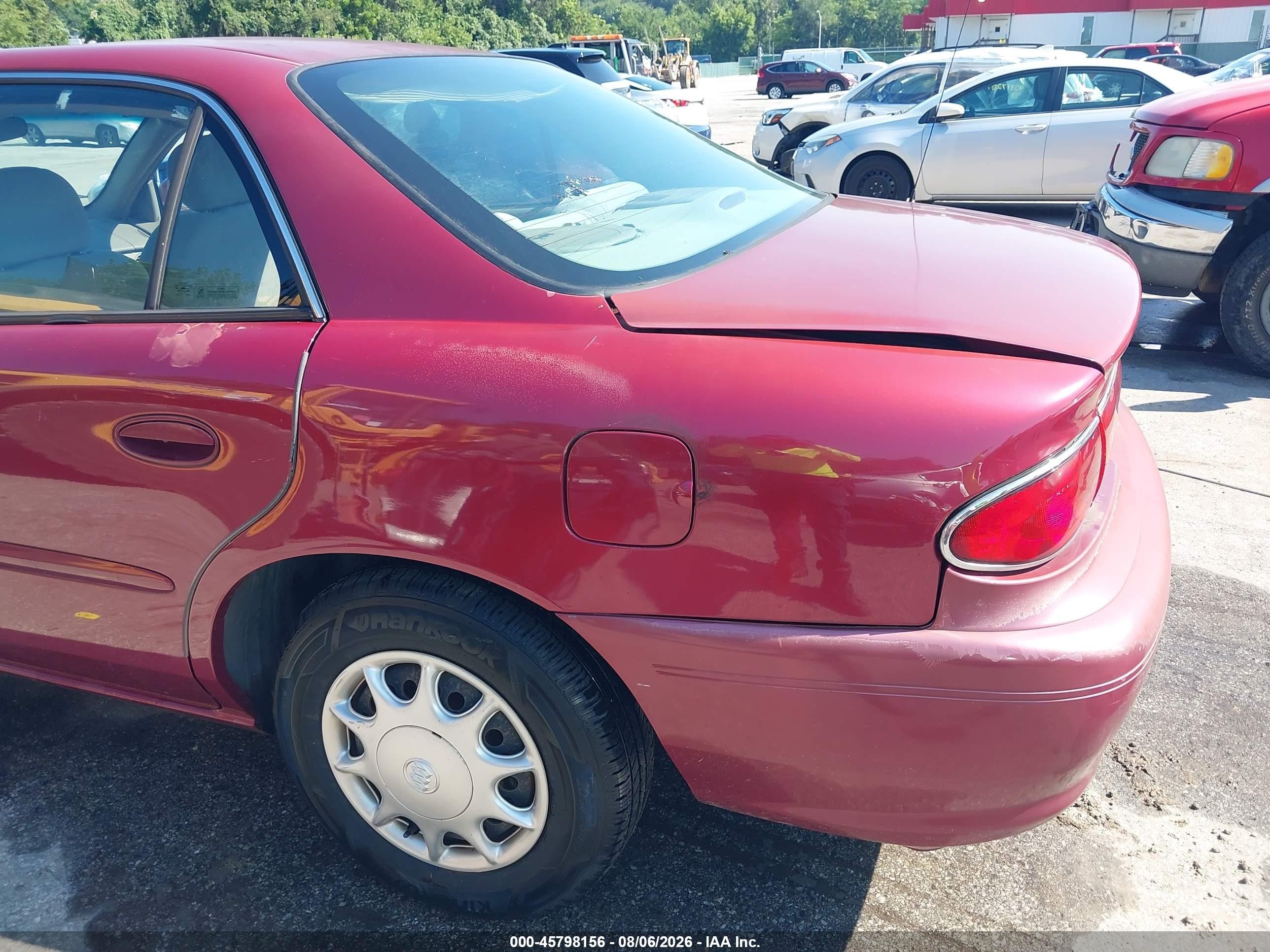 2004 Buick Century   Red vin: 2G4WS52J241176738