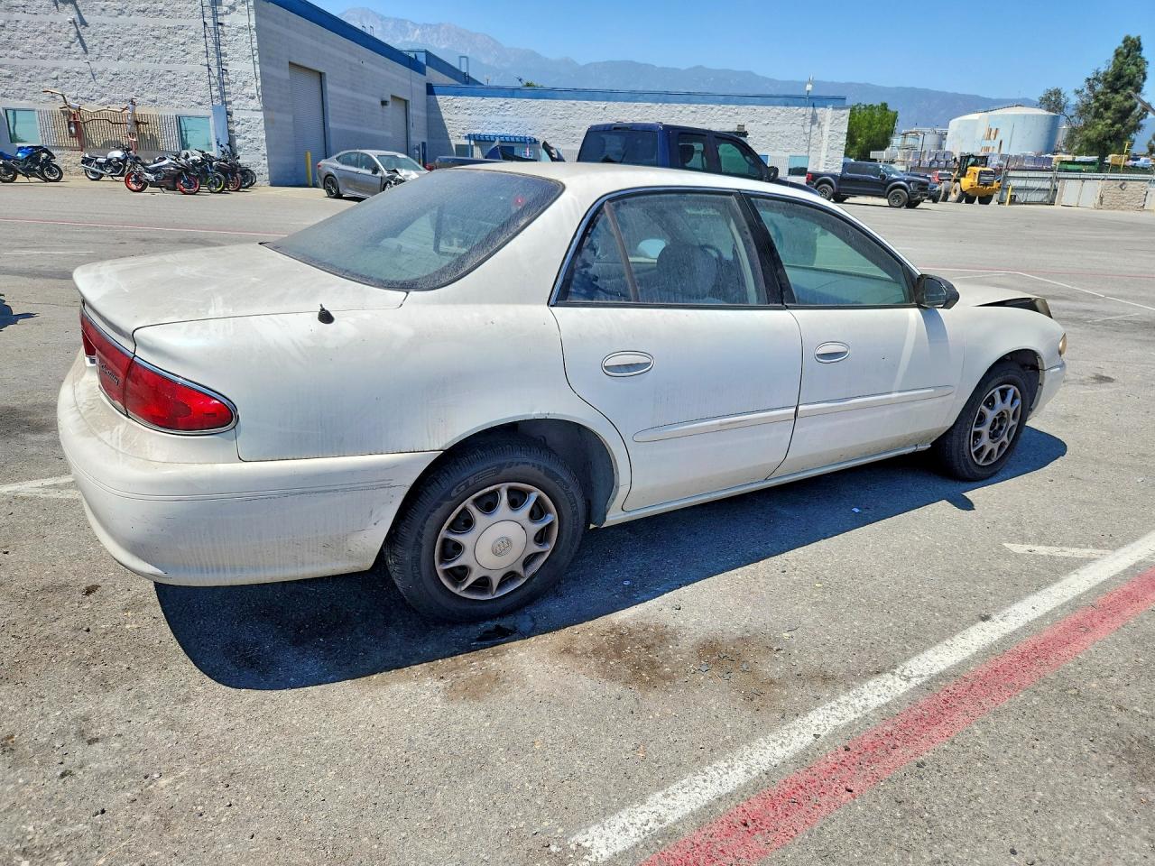 2004 Buick Century Custom White vin: 2G4WS52J241289363