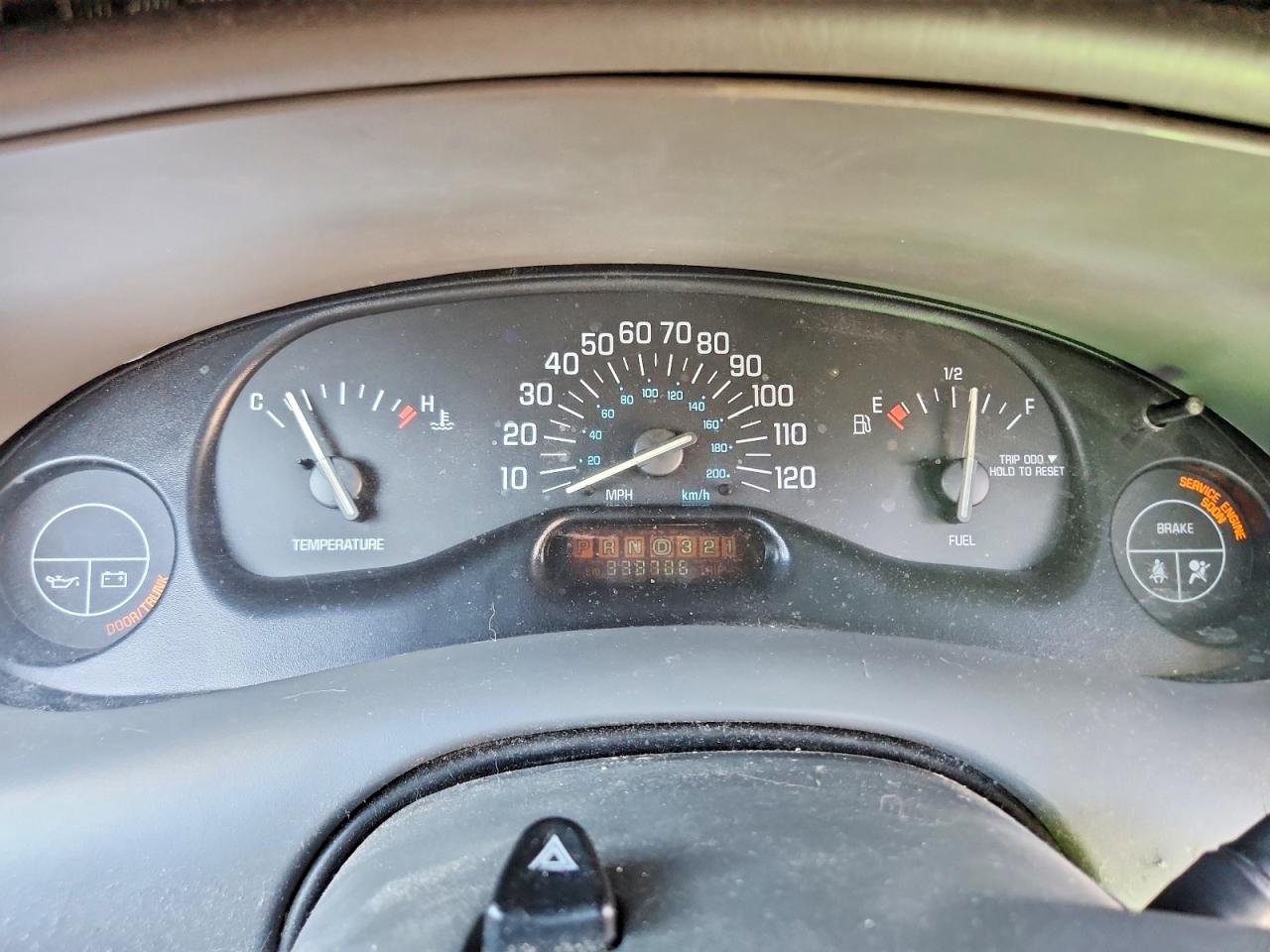 2004 Buick Century Custom White vin: 2G4WS52J241289363