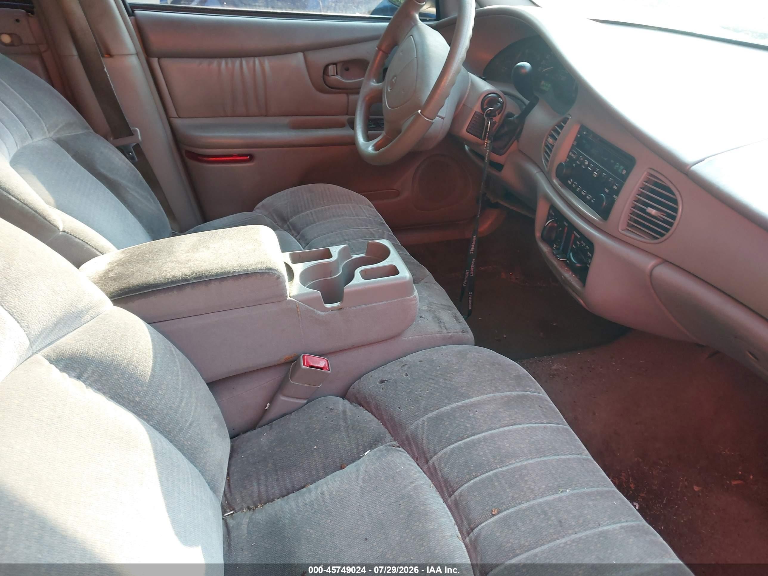 2005 Buick Century   Silver vin: 2G4WS52J251103533