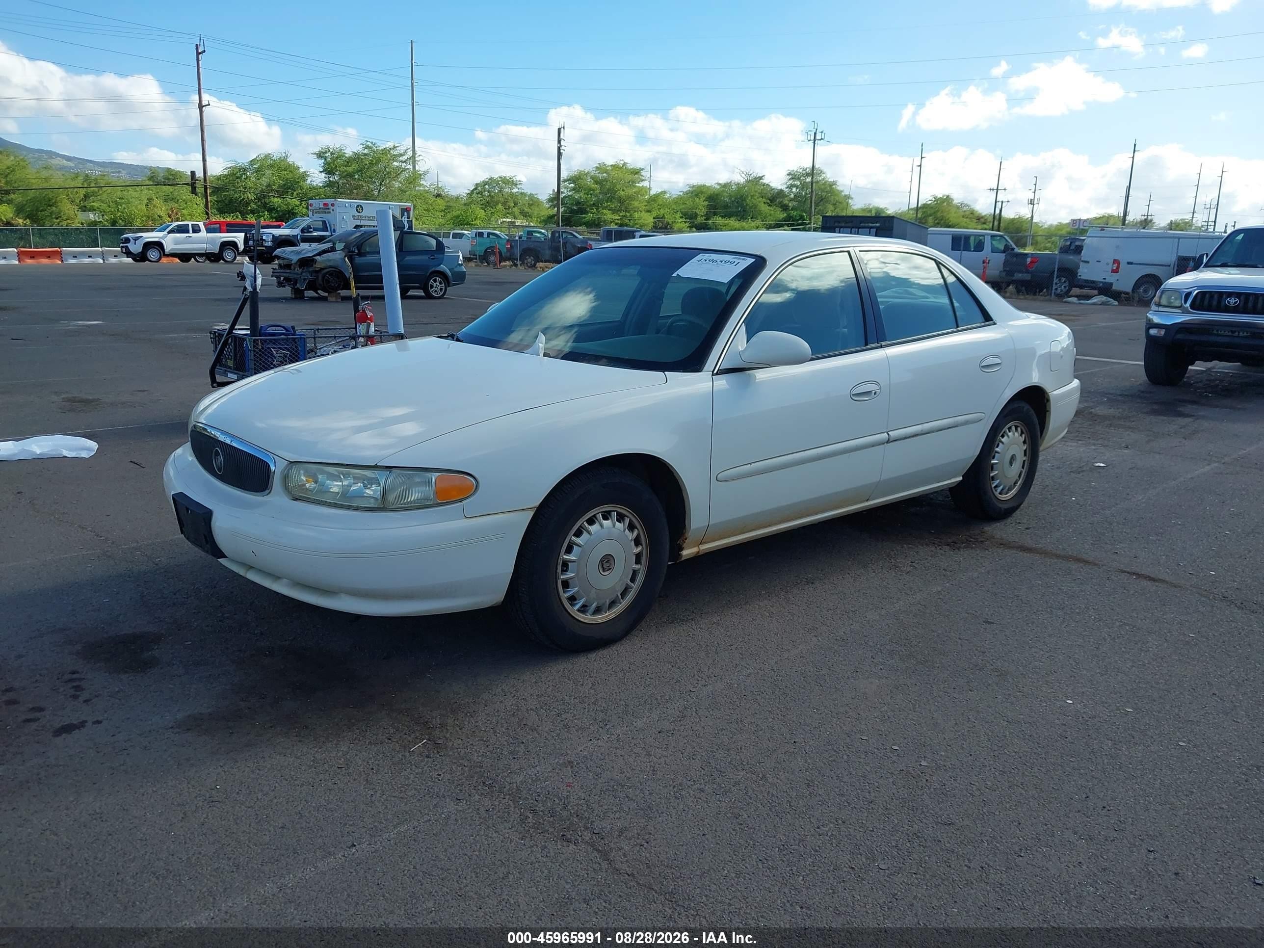 2005 Buick Century   White vin: 2G4WS52J251112653
