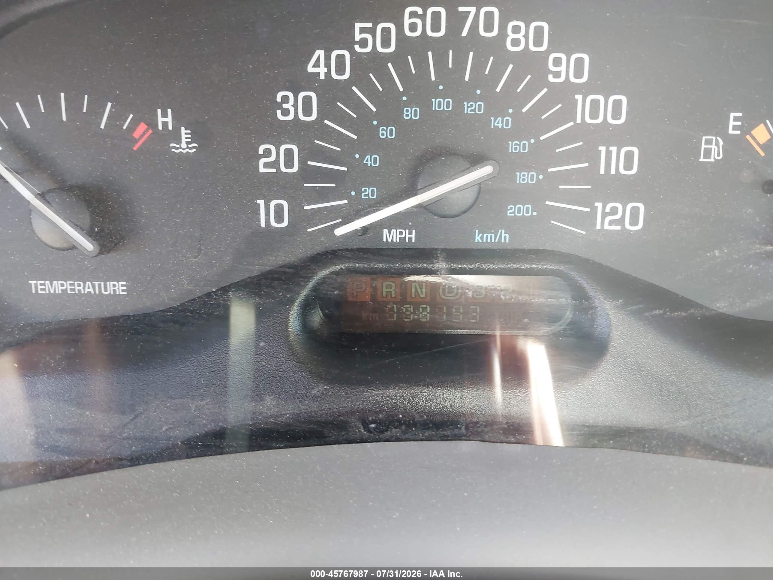 2000 Buick Century Custom Silver vin: 2G4WS52J2Y1359644