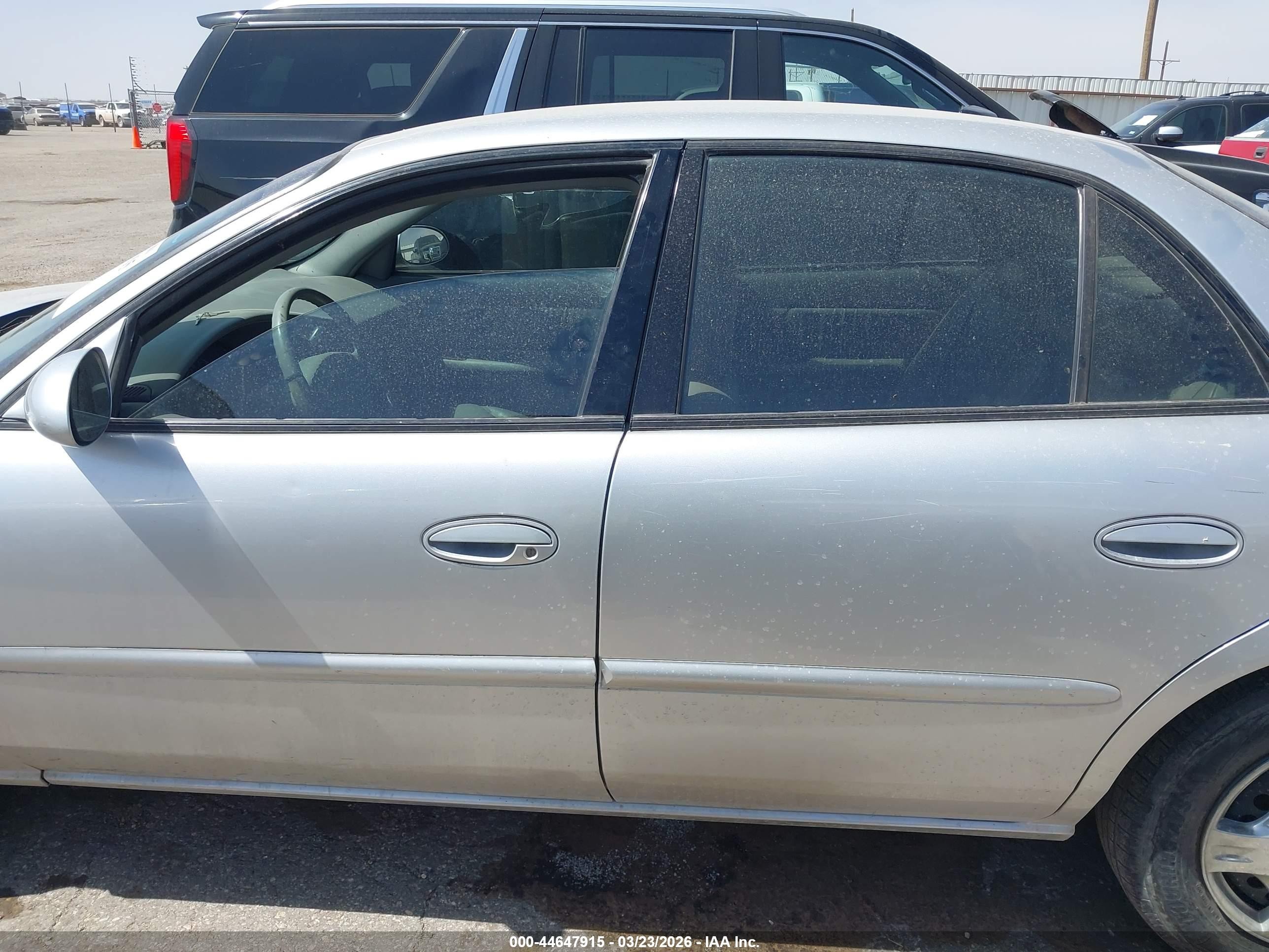 2003 Buick Century Custom Серебряный vin: 2G4WS52J331283232