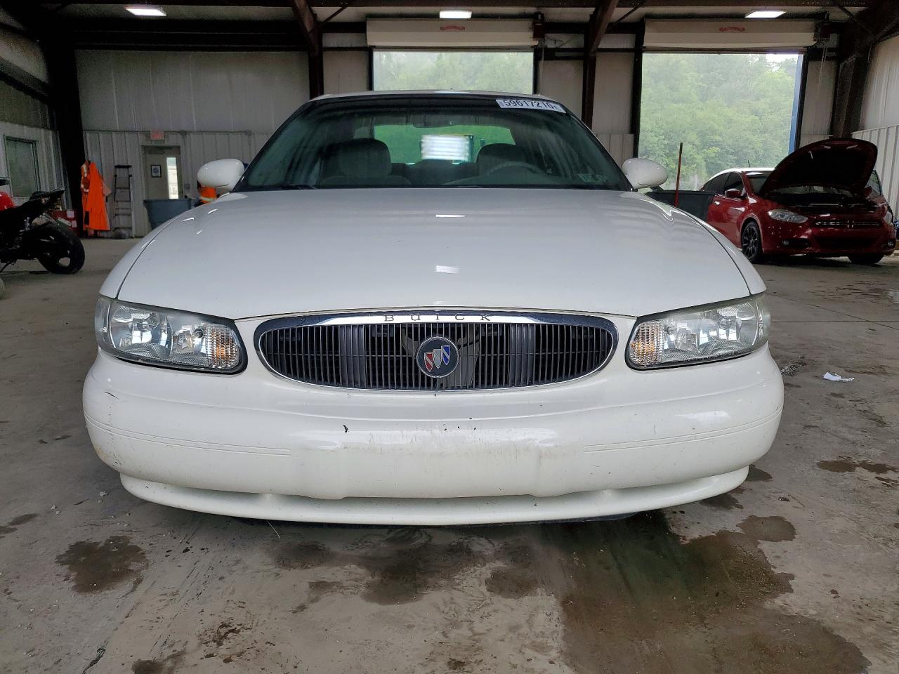2004 Buick Century Custom White vin: 2G4WS52J341235604