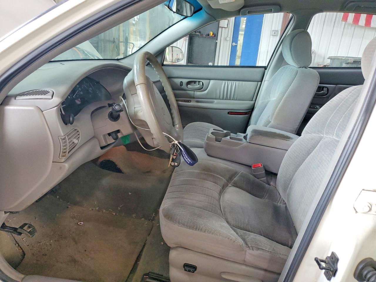 2004 Buick Century Custom White vin: 2G4WS52J341235604