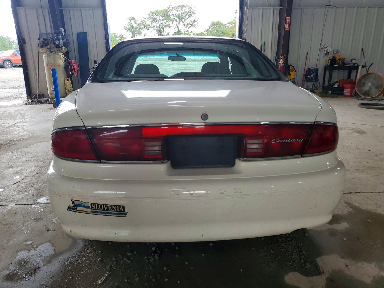 2004 Buick Century Custom White vin: 2G4WS52J341235604