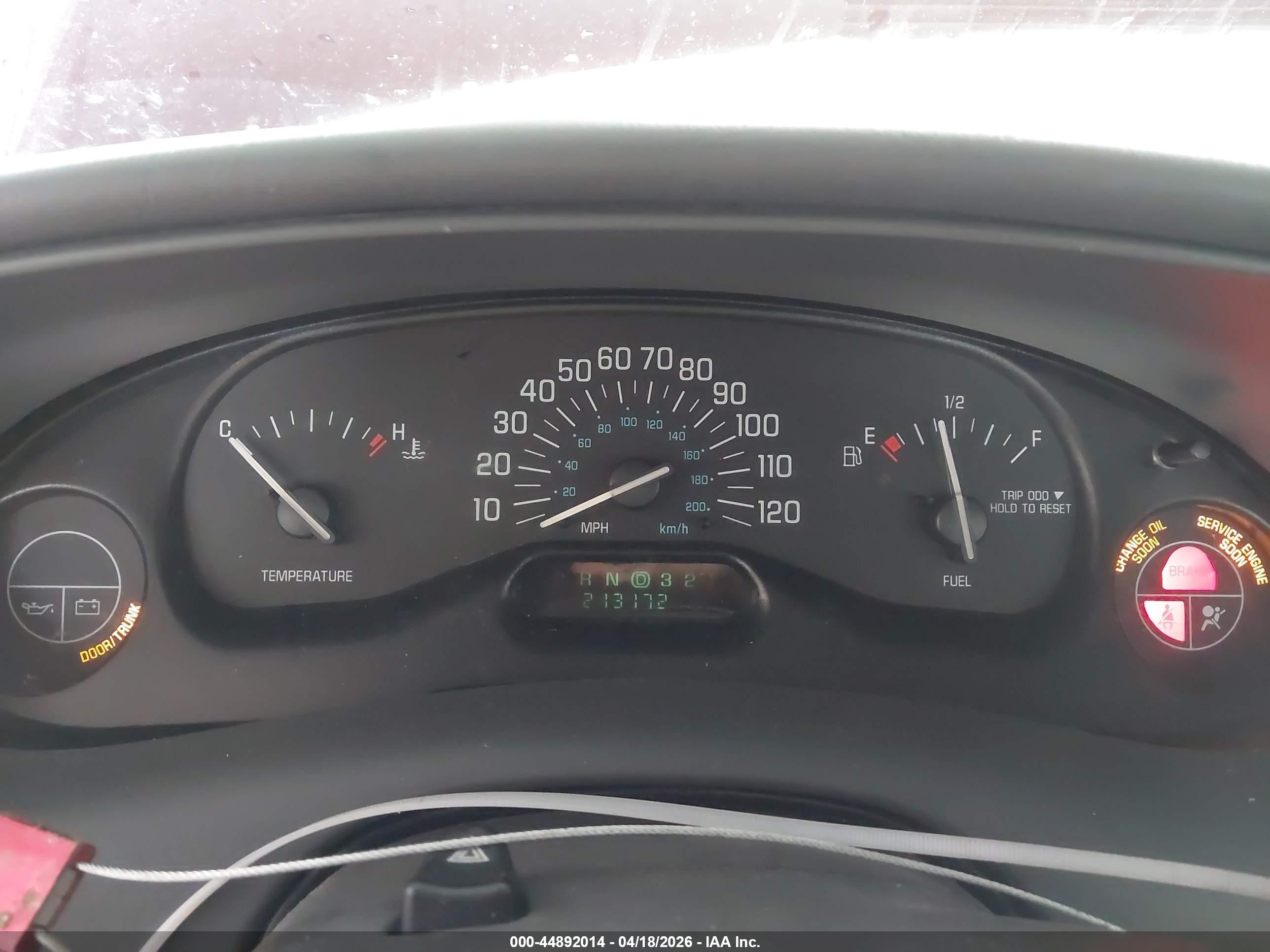 2004 Buick Century   Red vin: 2G4WS52J341238504