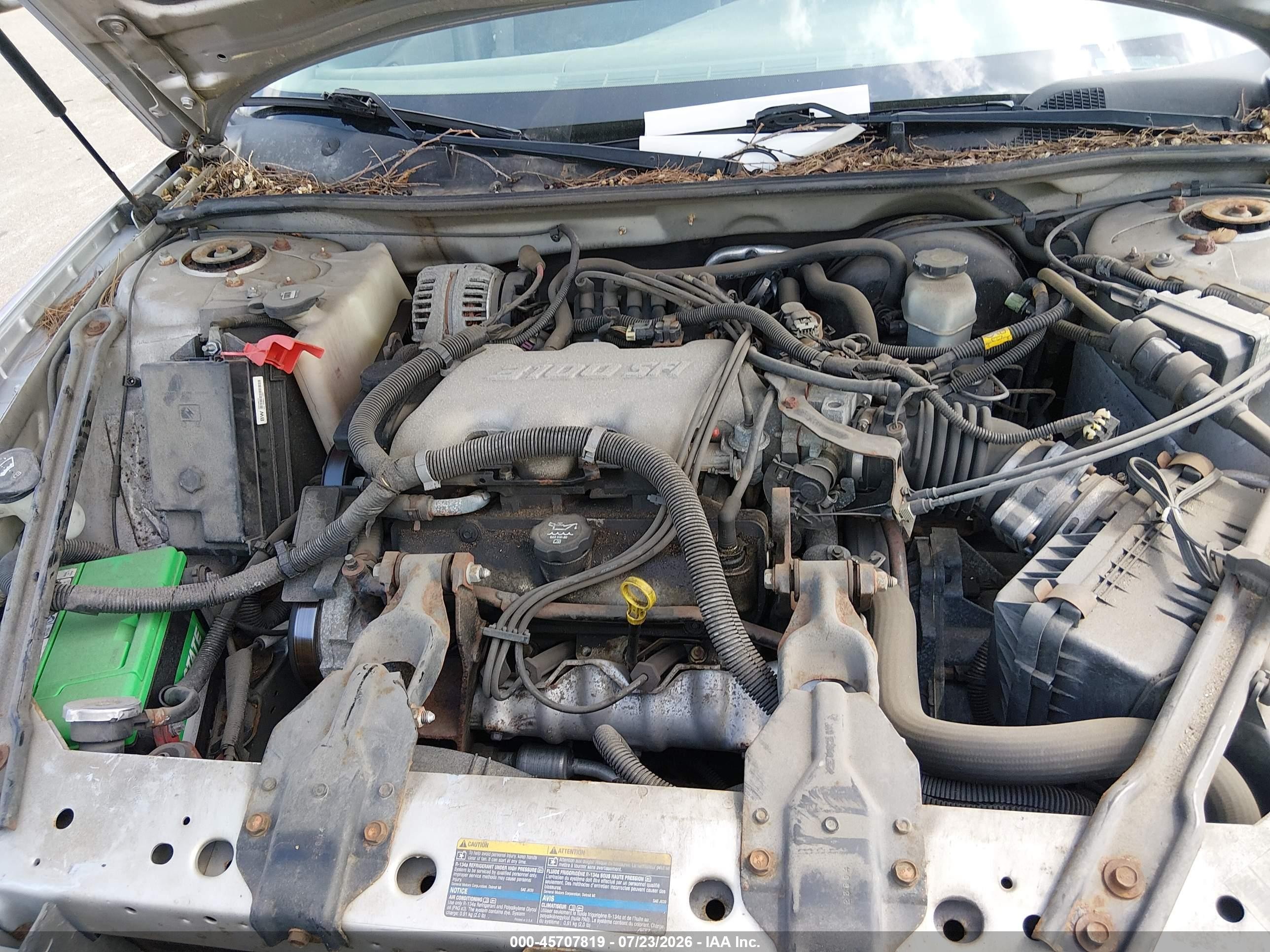 2005 Buick Century   Silver vin: 2G4WS52J351167032
