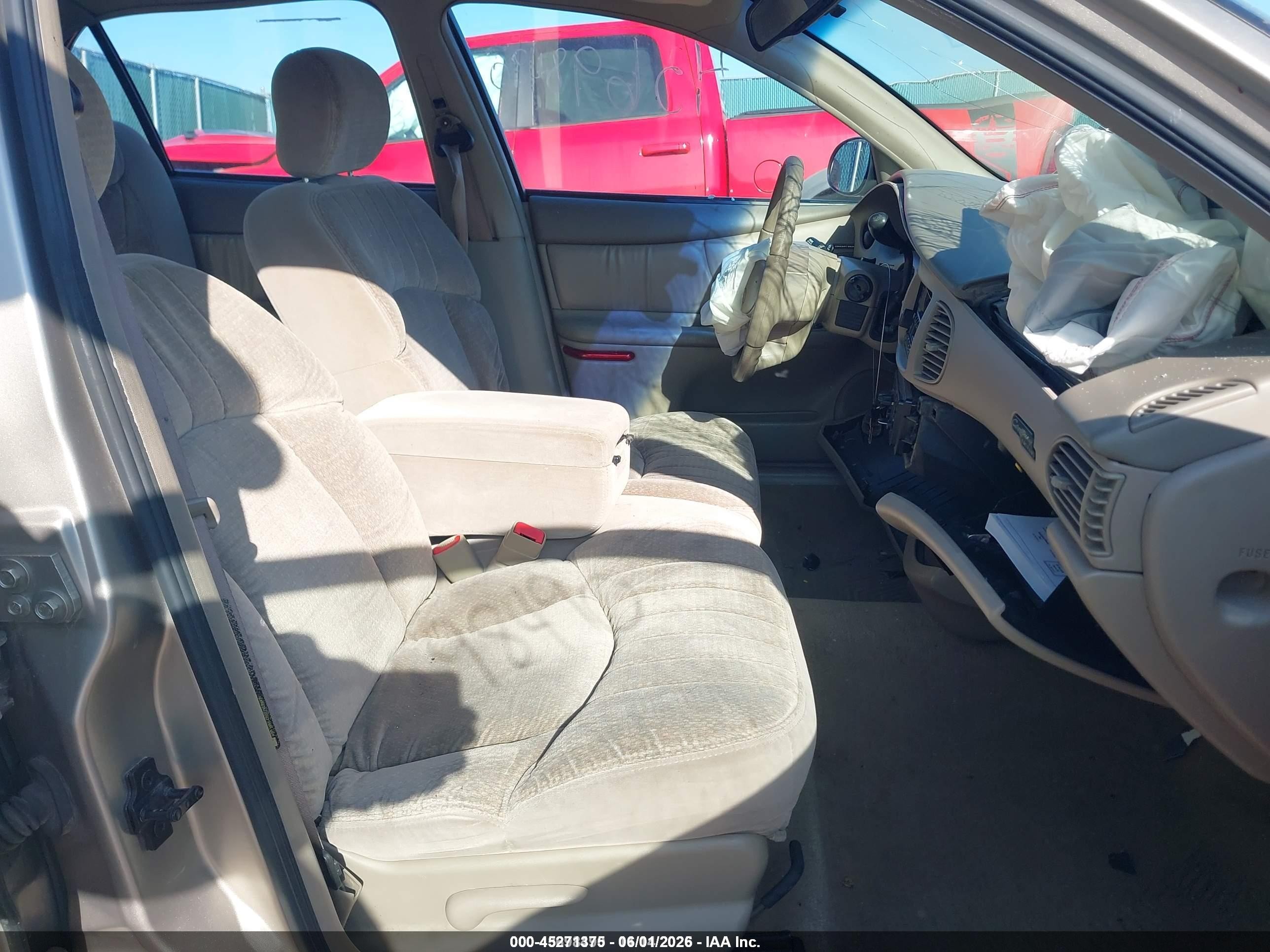 2000 Buick Century Custom Tan vin: 2G4WS52J3Y1240436