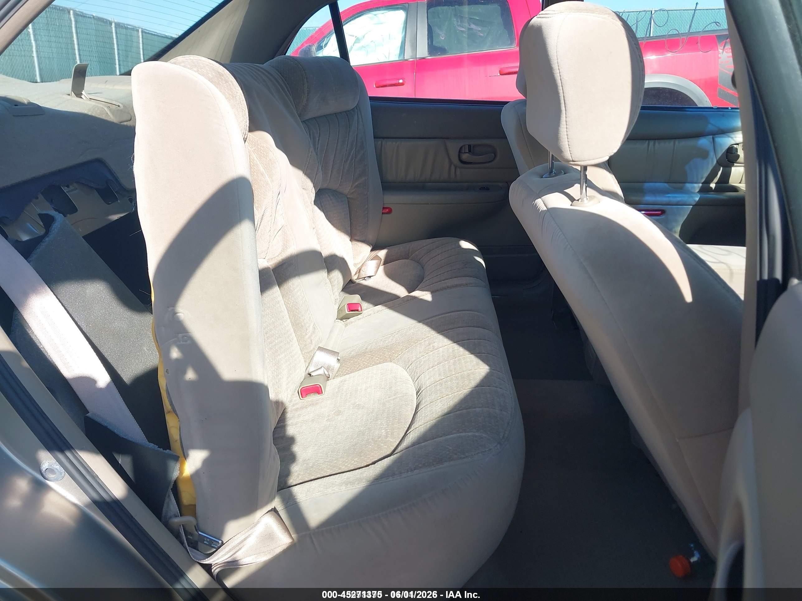 2000 Buick Century Custom Tan vin: 2G4WS52J3Y1240436