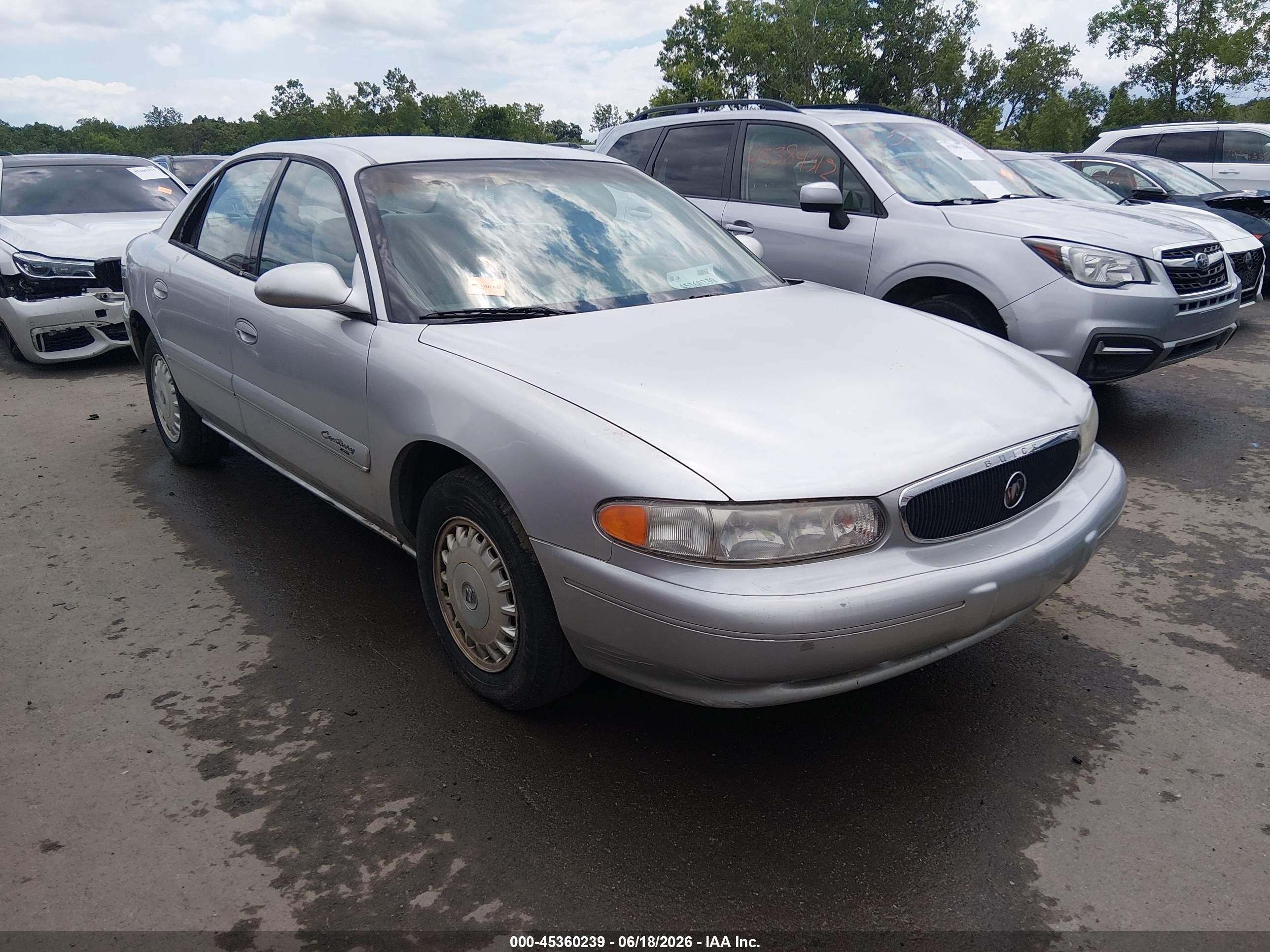 2001 Buick Century Custom Silver vin: 2G4WS52J411236627