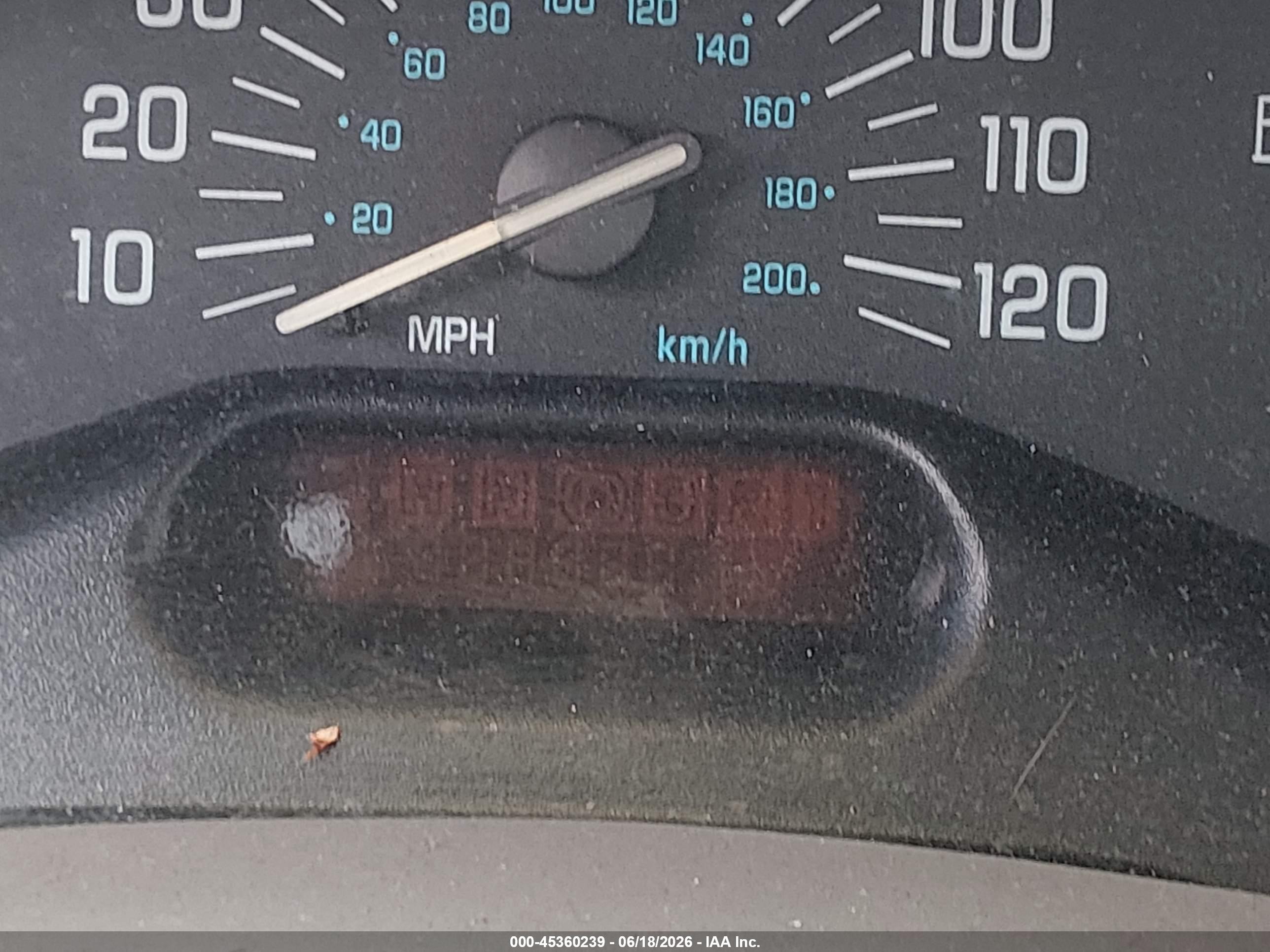 2001 Buick Century Custom Silver vin: 2G4WS52J411236627