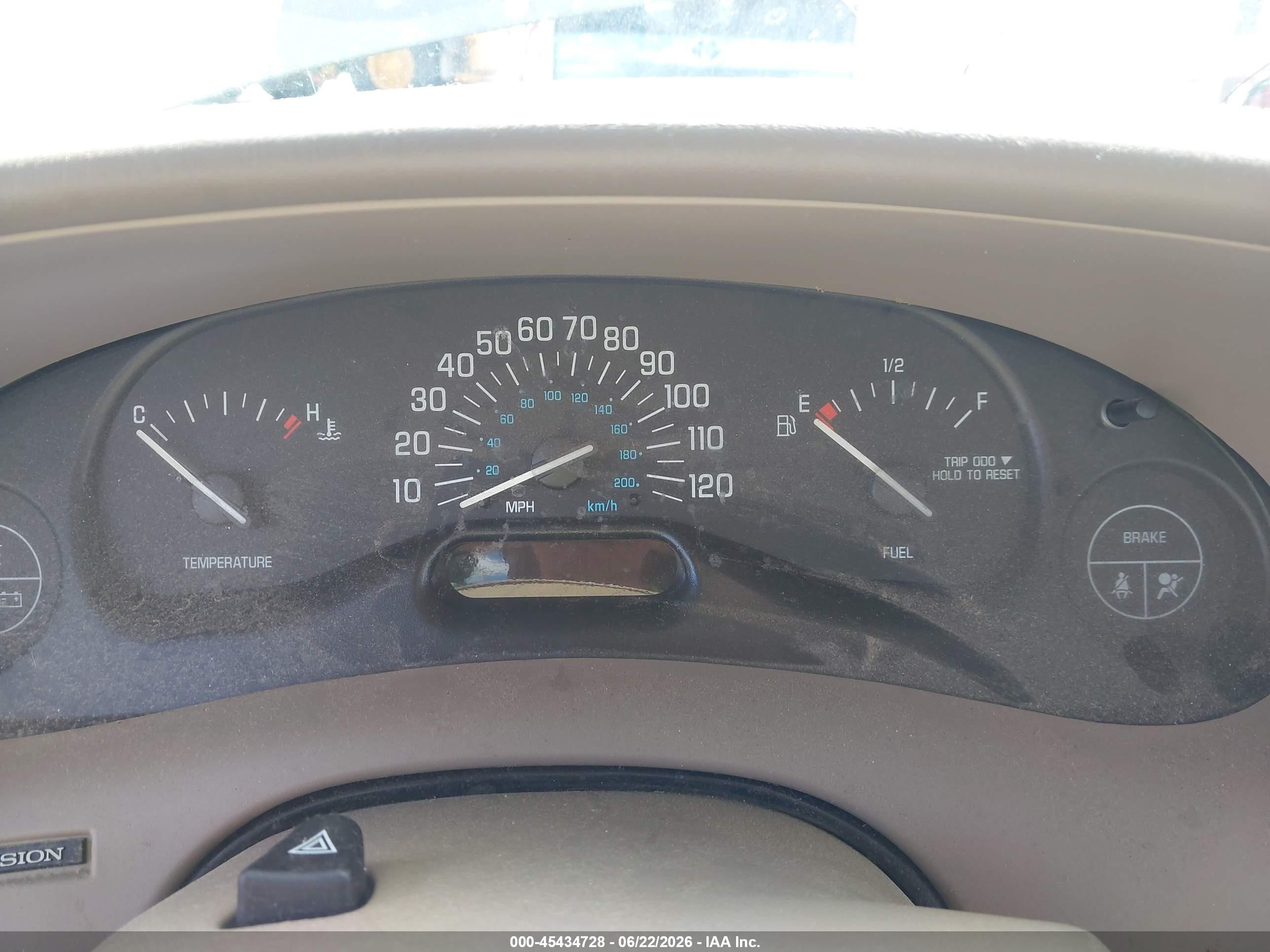 2002 Buick Century Custom Beige vin: 2G4WS52J421218047