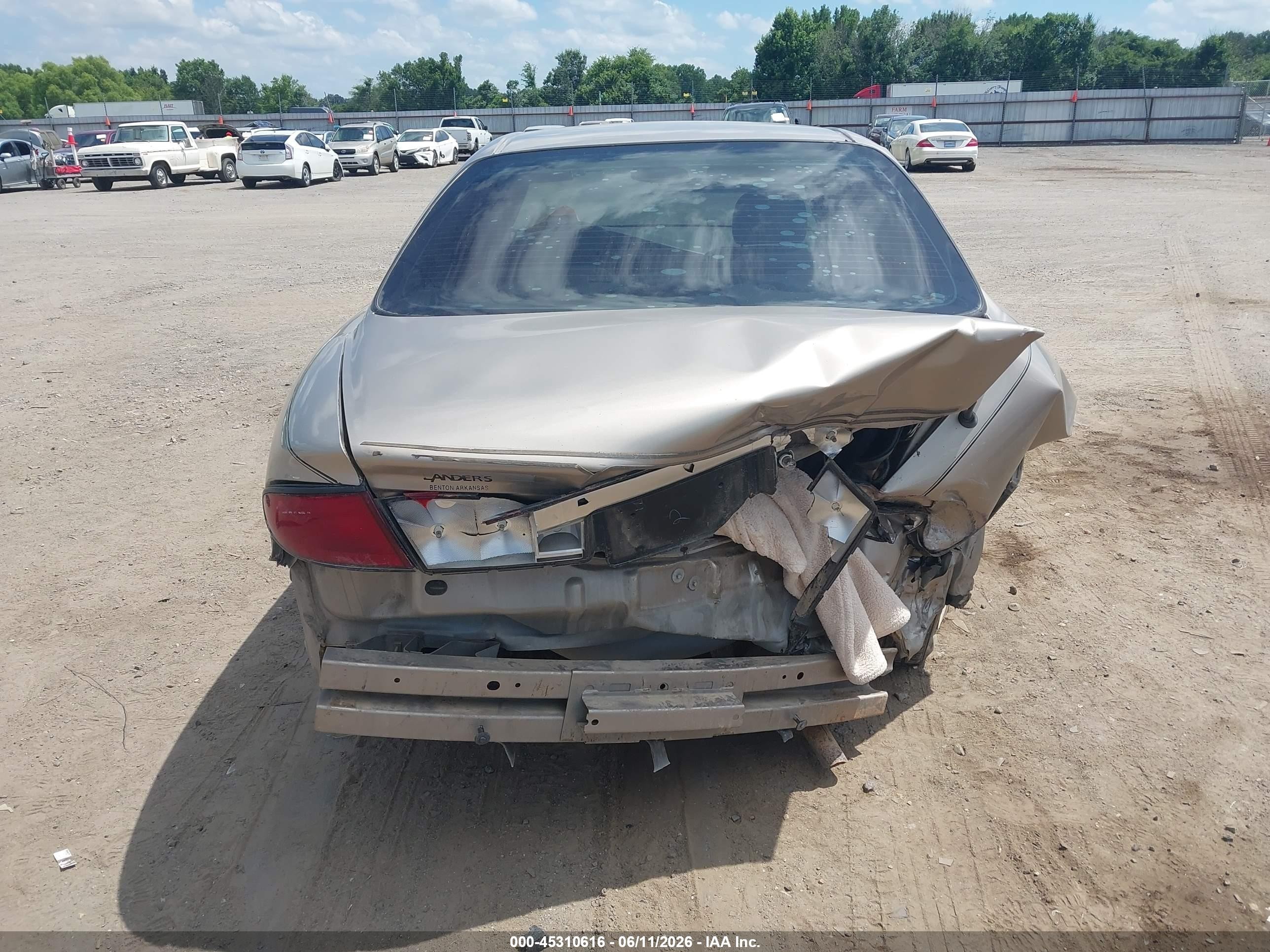 2003 Buick Century Custom Beige vin: 2G4WS52J431132271