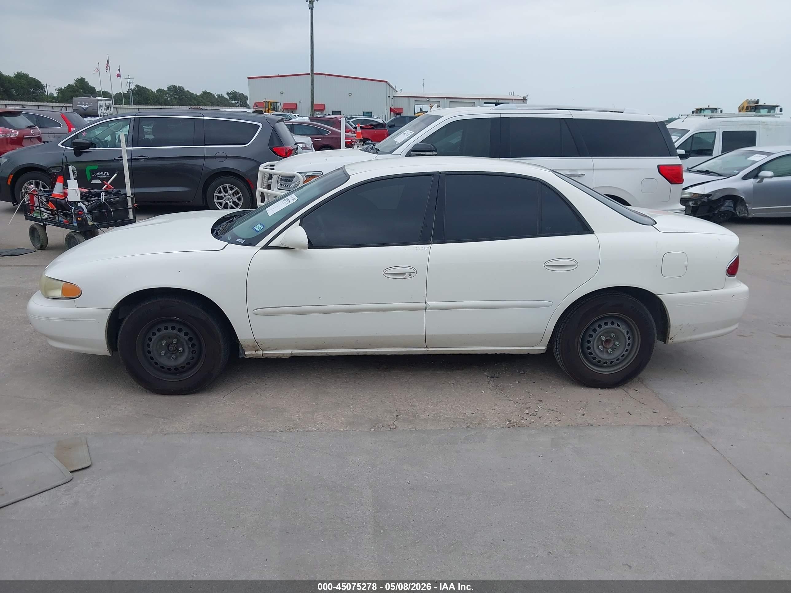 2003 Buick Century Custom White vin: 2G4WS52J431218633