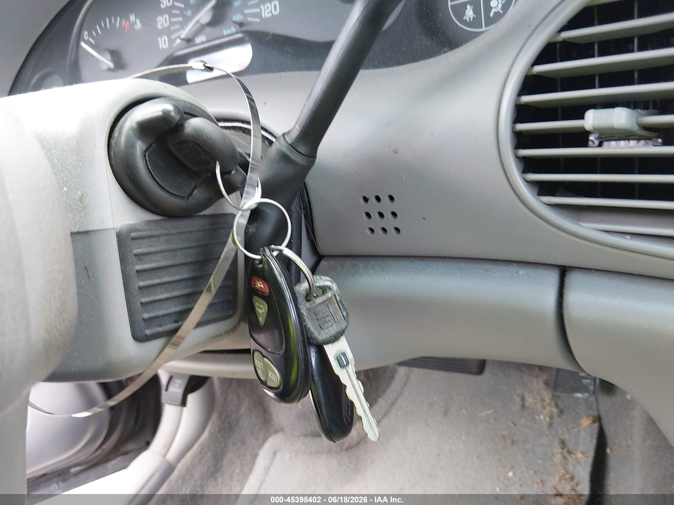 2003 Buick Century Custom Черный vin: 2G4WS52J431260350