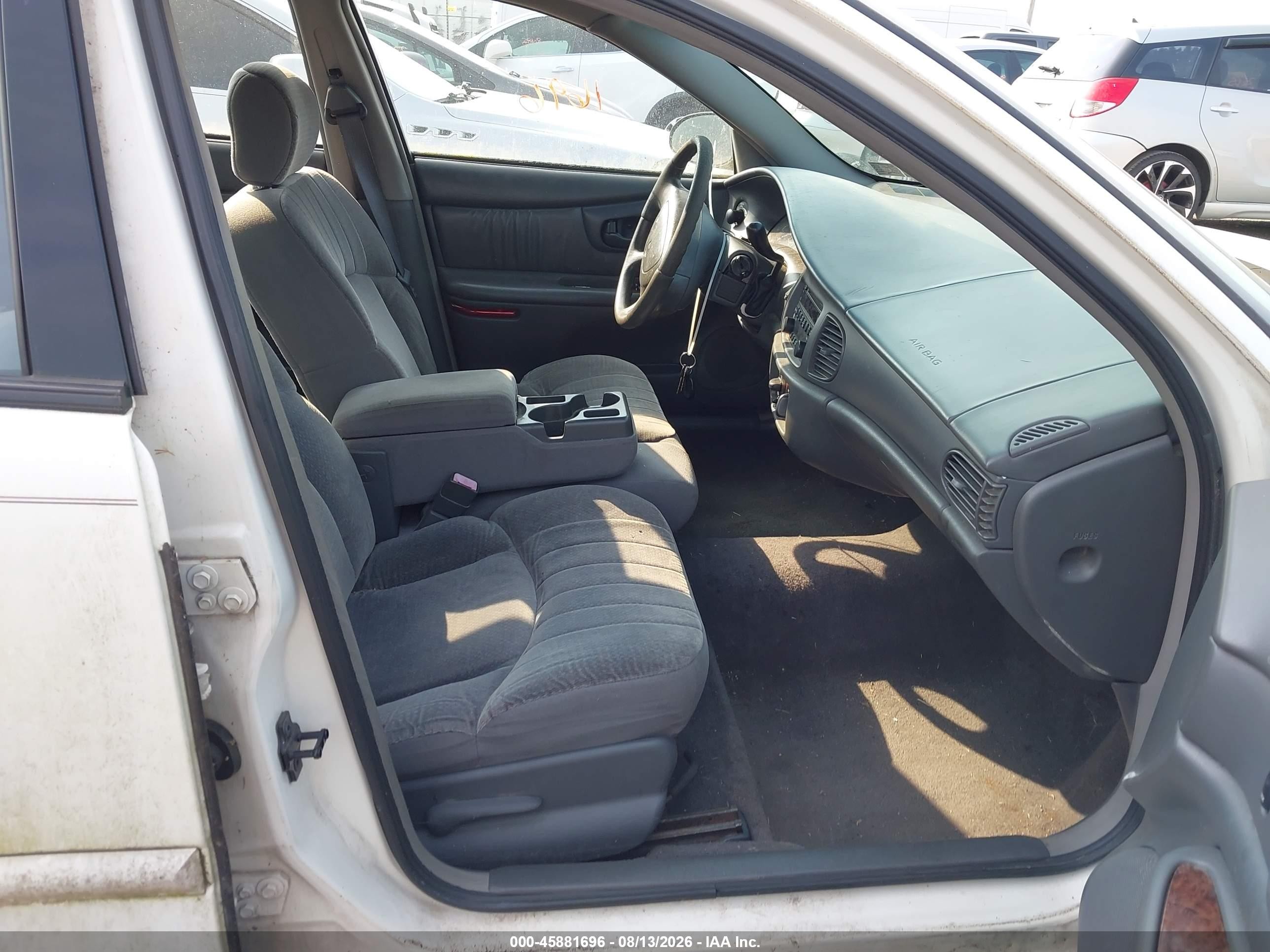 2004 Buick Century   White vin: 2G4WS52J441199762