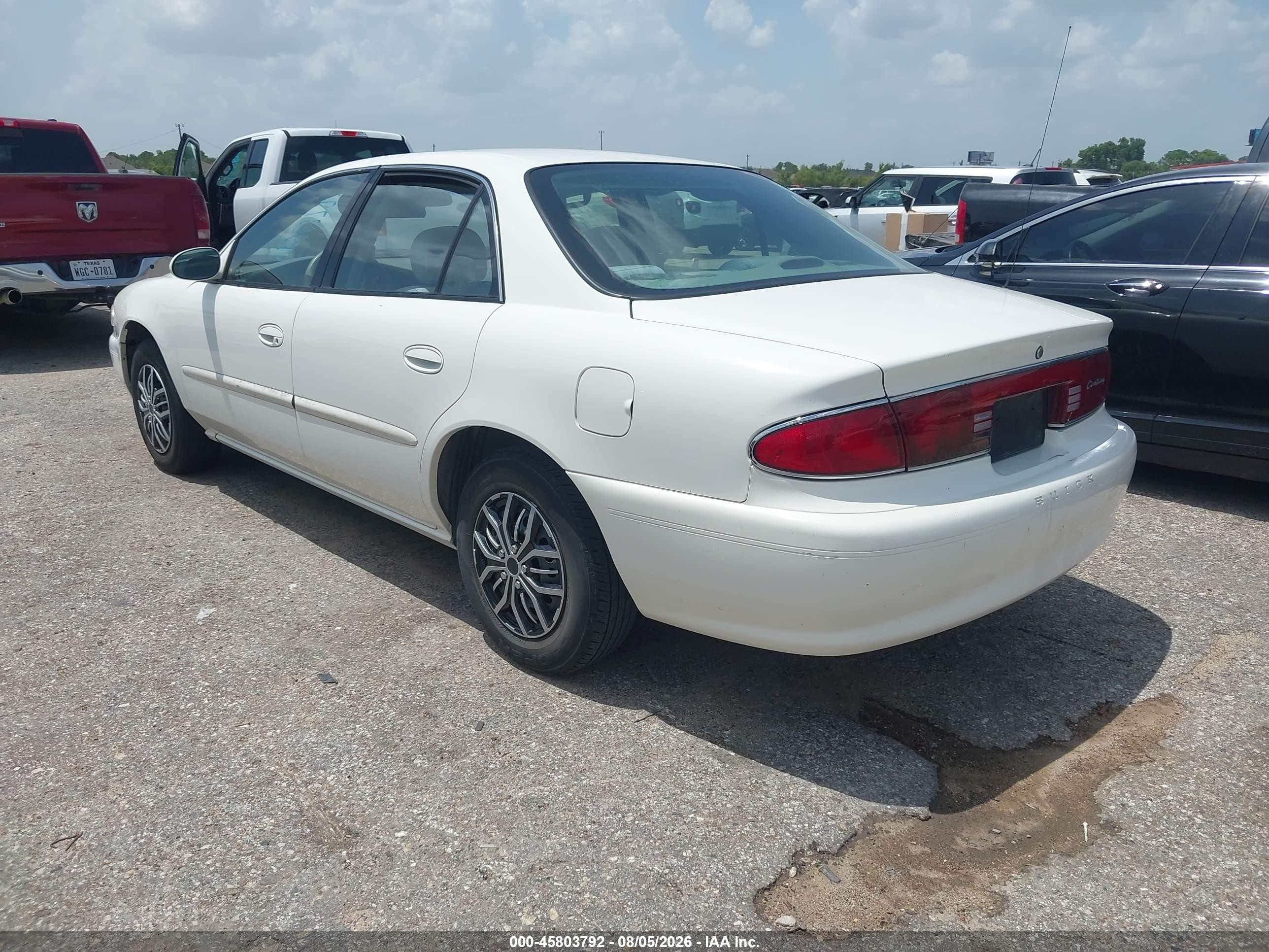2005 Buick Century   White vin: 2G4WS52J451100083