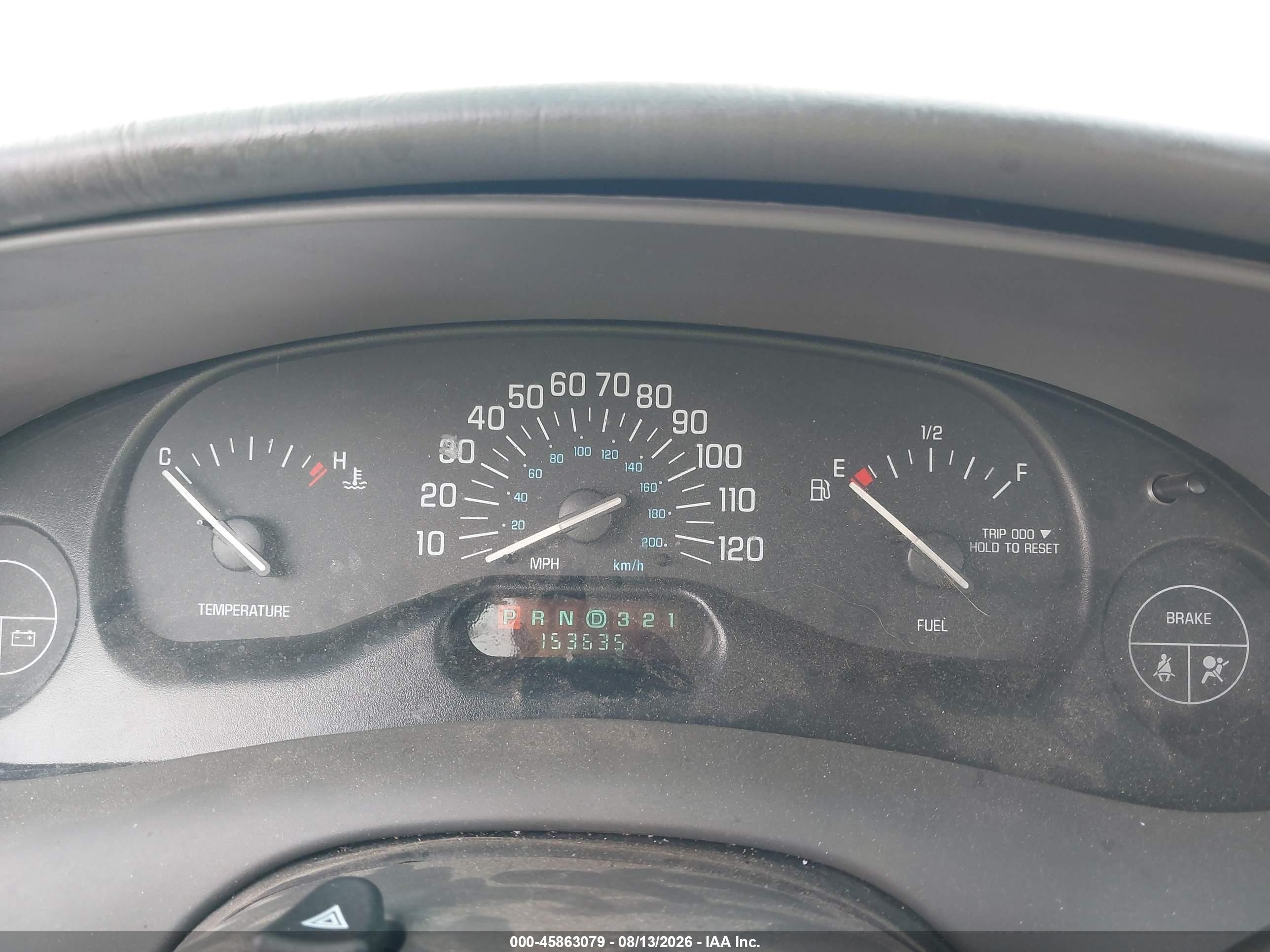 2005 Buick Century   Silver vin: 2G4WS52J451109382