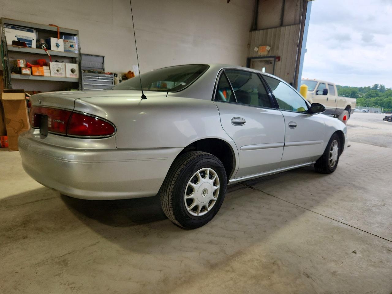 2005 Buick Century Custom Silver vin: 2G4WS52J451112542