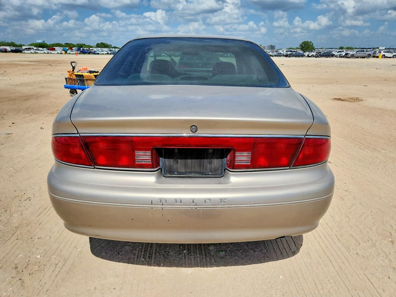 2001 Buick Century Custom Beige vin: 2G4WS52J511130591