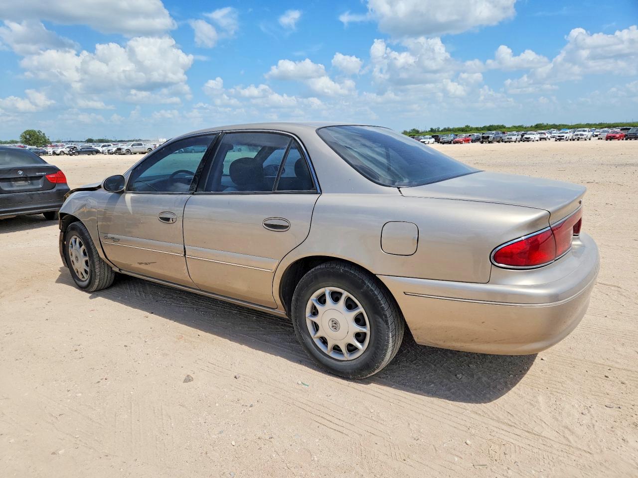 2001 Buick Century Custom Beige vin: 2G4WS52J511130591