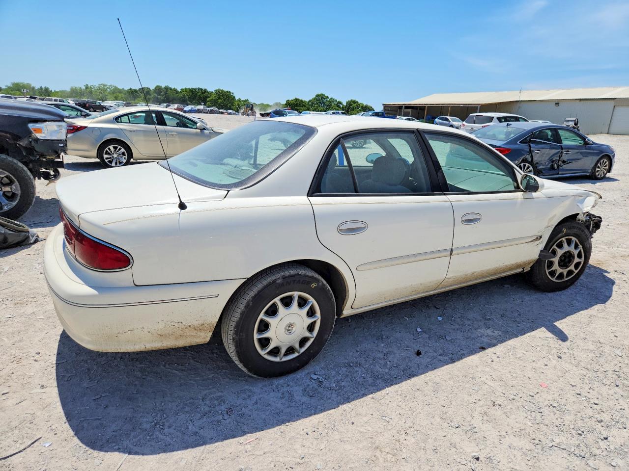 2003 Buick Century Custom Two Tone vin: 2G4WS52J531198392