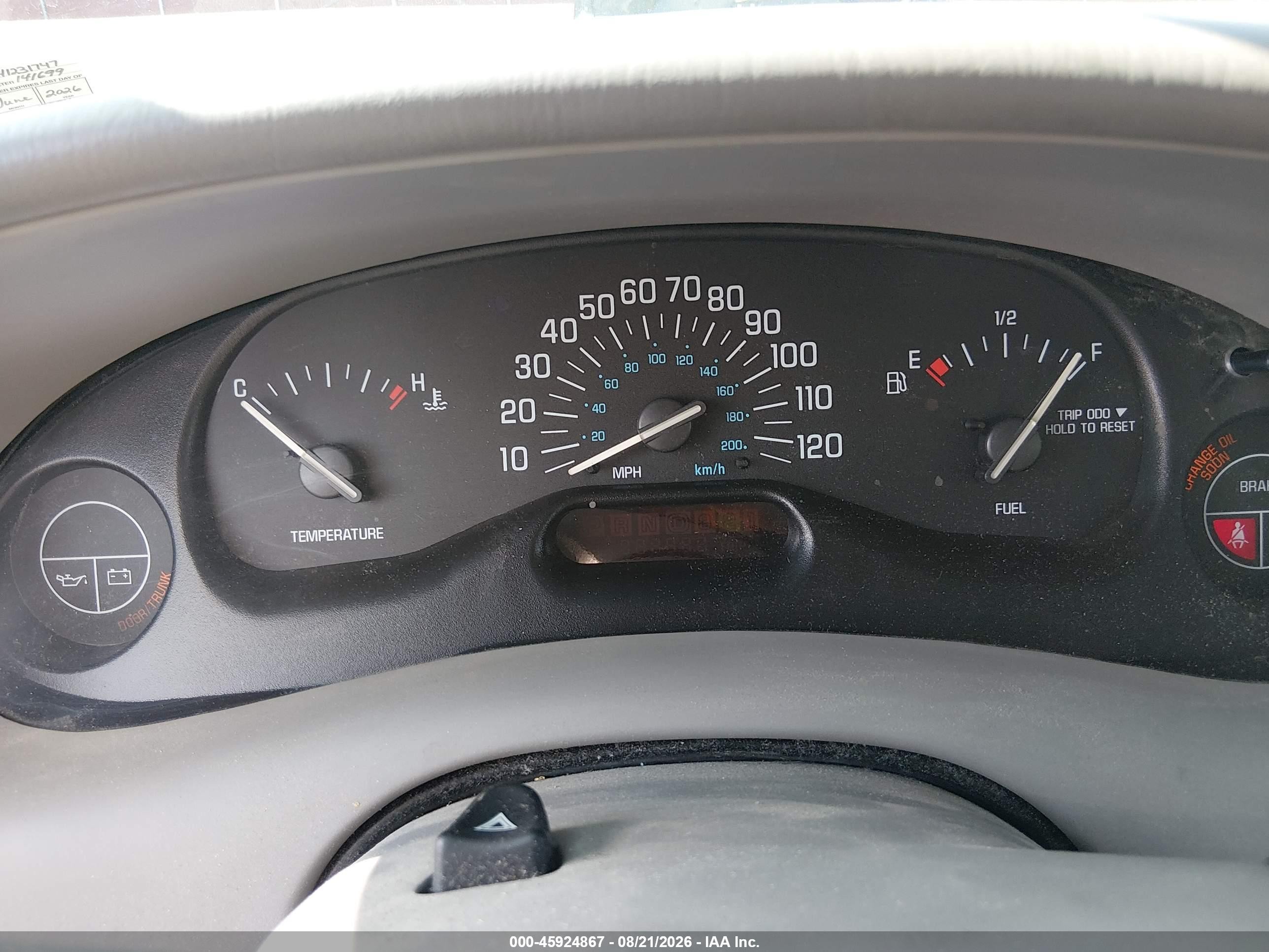 2004 Buick Century Белый vin: 2G4WS52J541231747