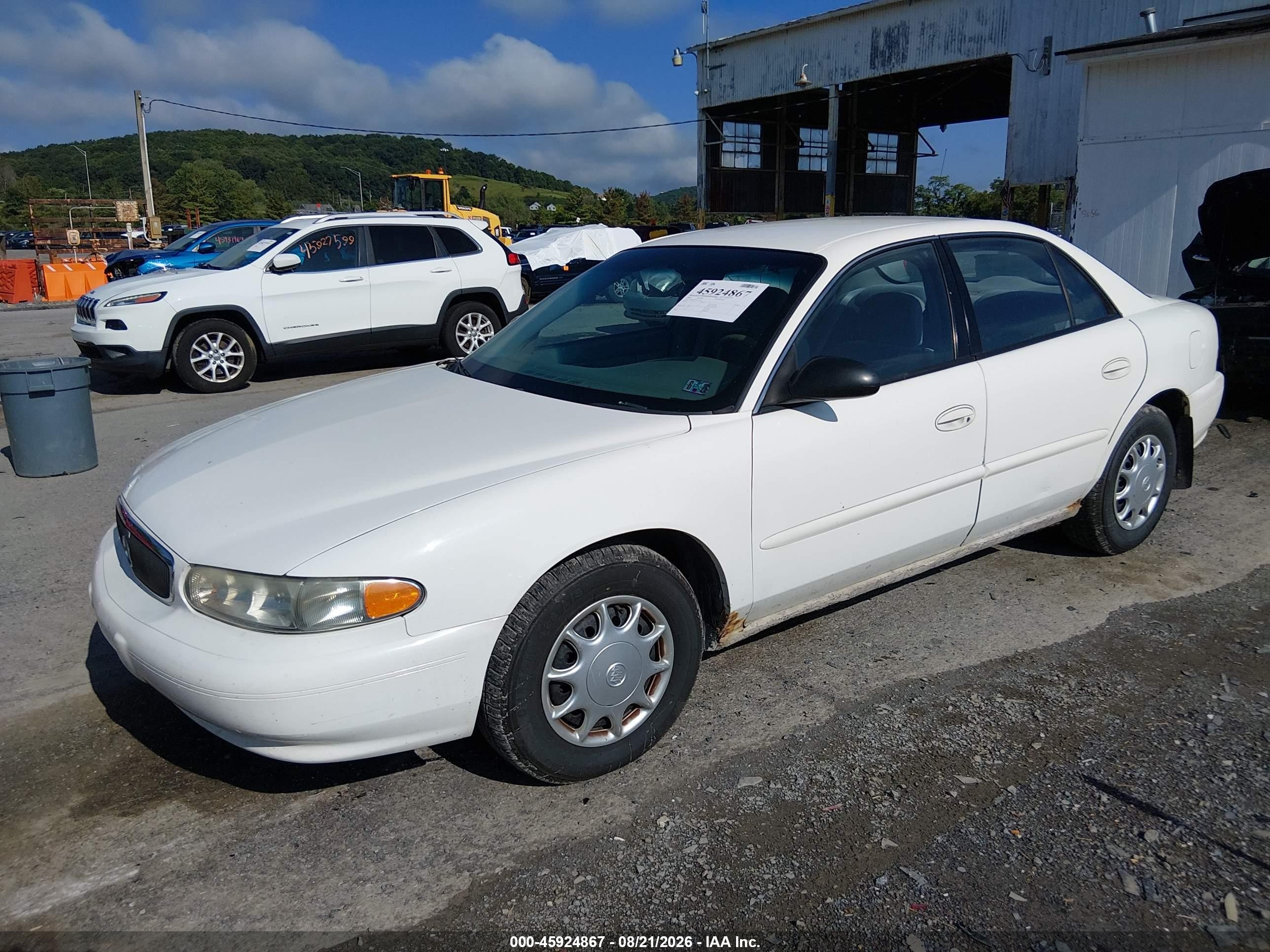 2004 Buick Century Белый vin: 2G4WS52J541231747