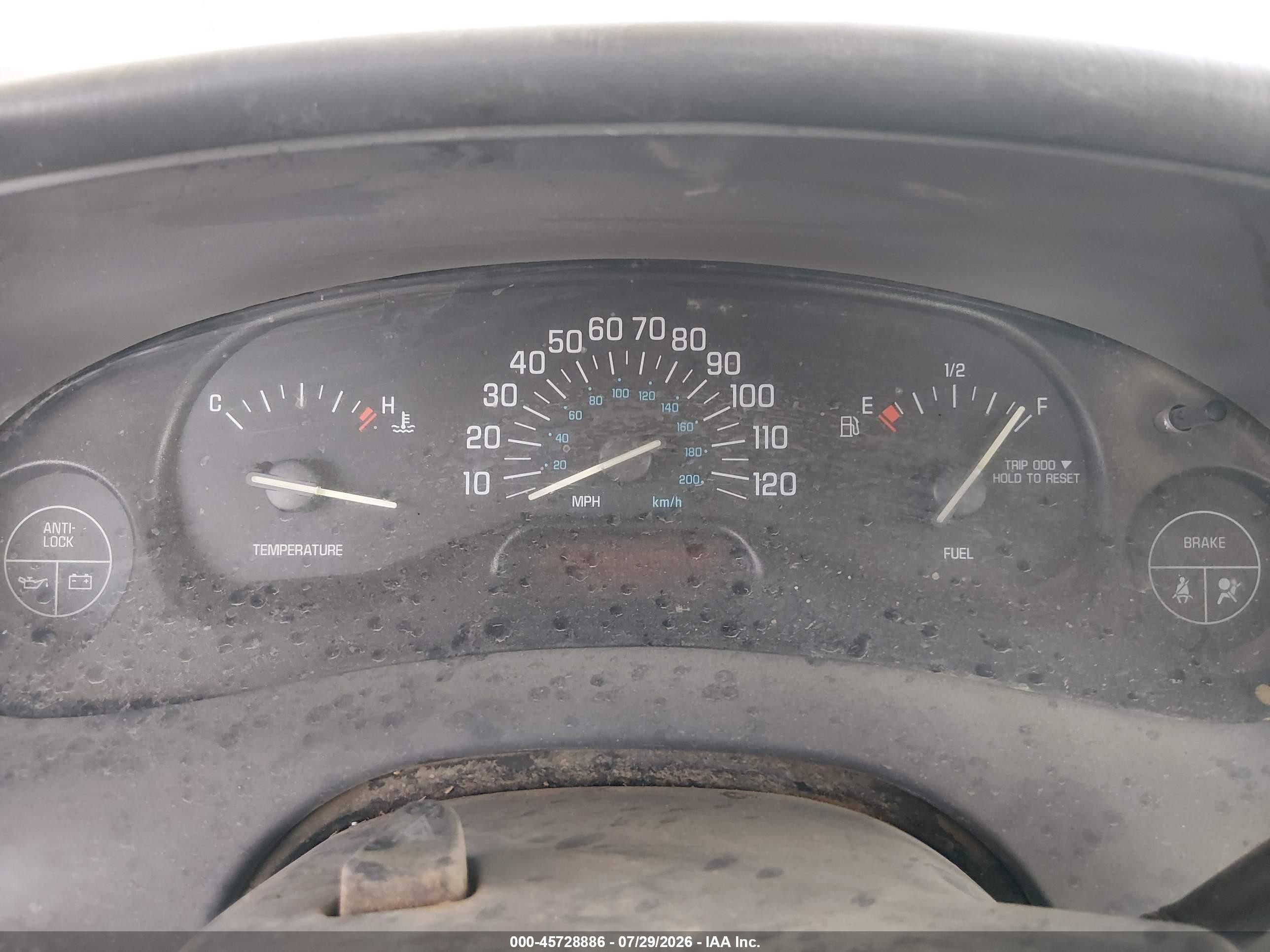 2004 Buick Century   Серебряный vin: 2G4WS52J541241792