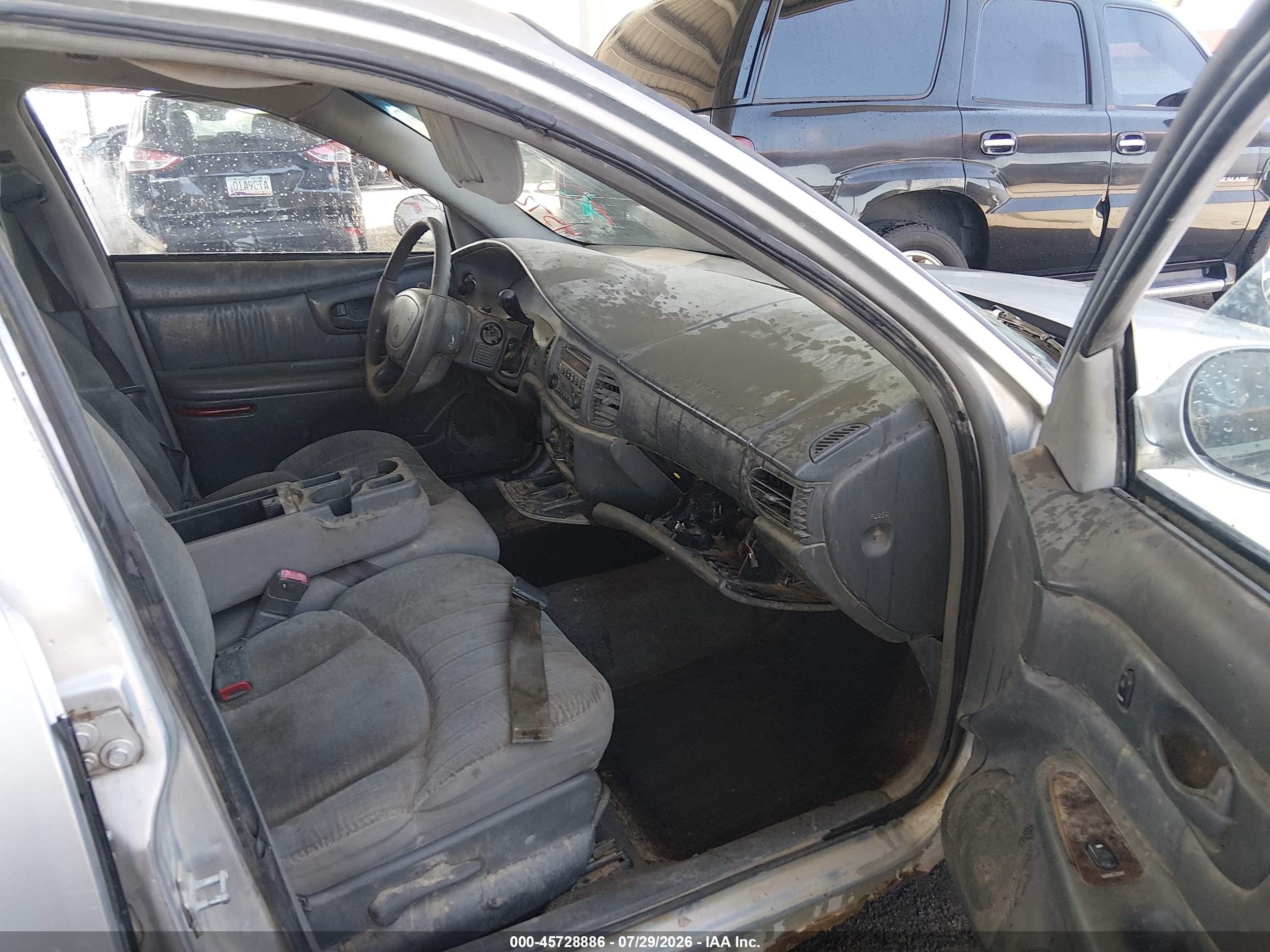 2004 Buick Century   Серебряный vin: 2G4WS52J541241792