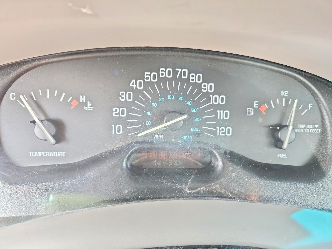 2004 Buick Century Custom Silver vin: 2G4WS52J541319875