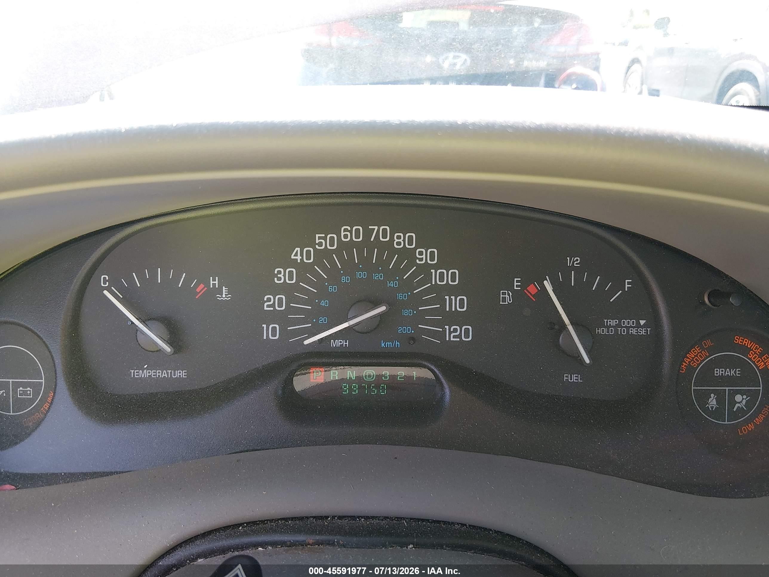 2005 Buick Century   Red vin: 2G4WS52J551112534