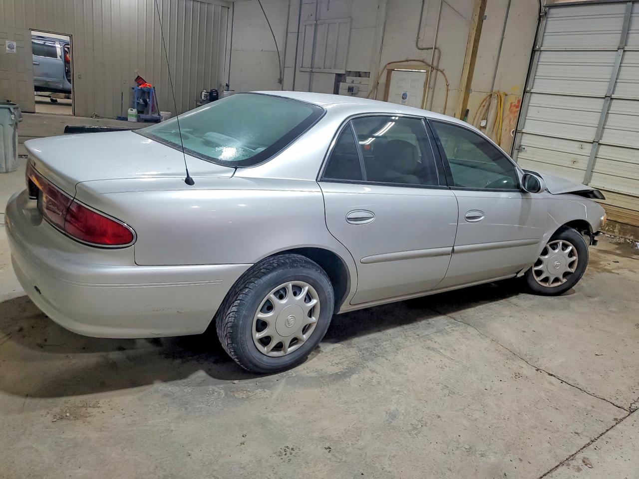 2005 Buick Century Custom Silver vin: 2G4WS52J551118026