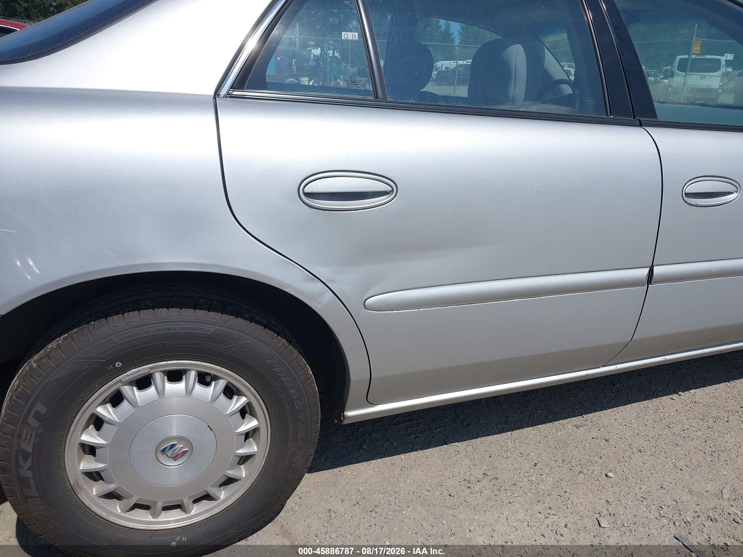 2005 Buick Century   Silver vin: 2G4WS52J551122416