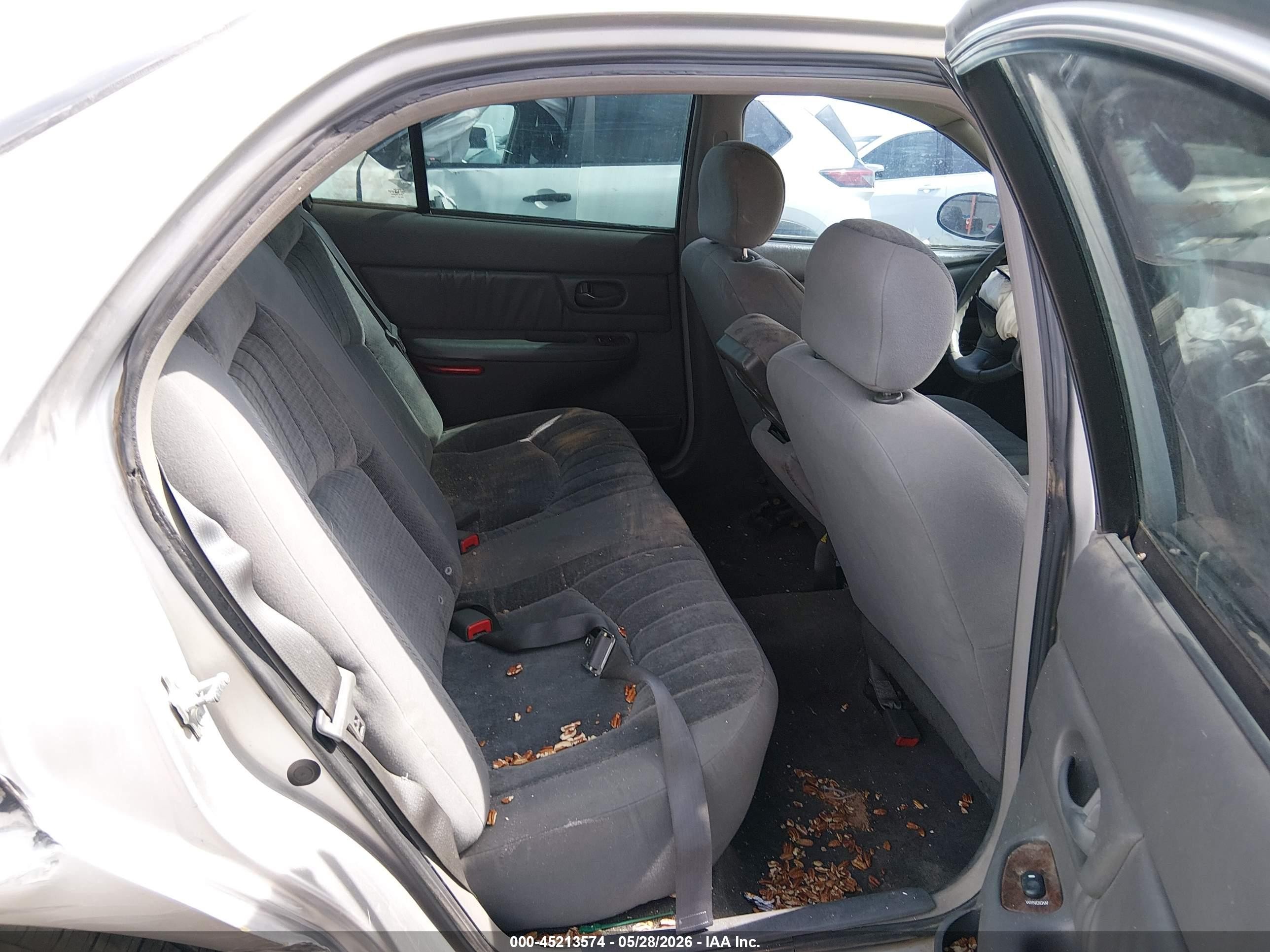 2005 Buick Century   Silver vin: 2G4WS52J551122898