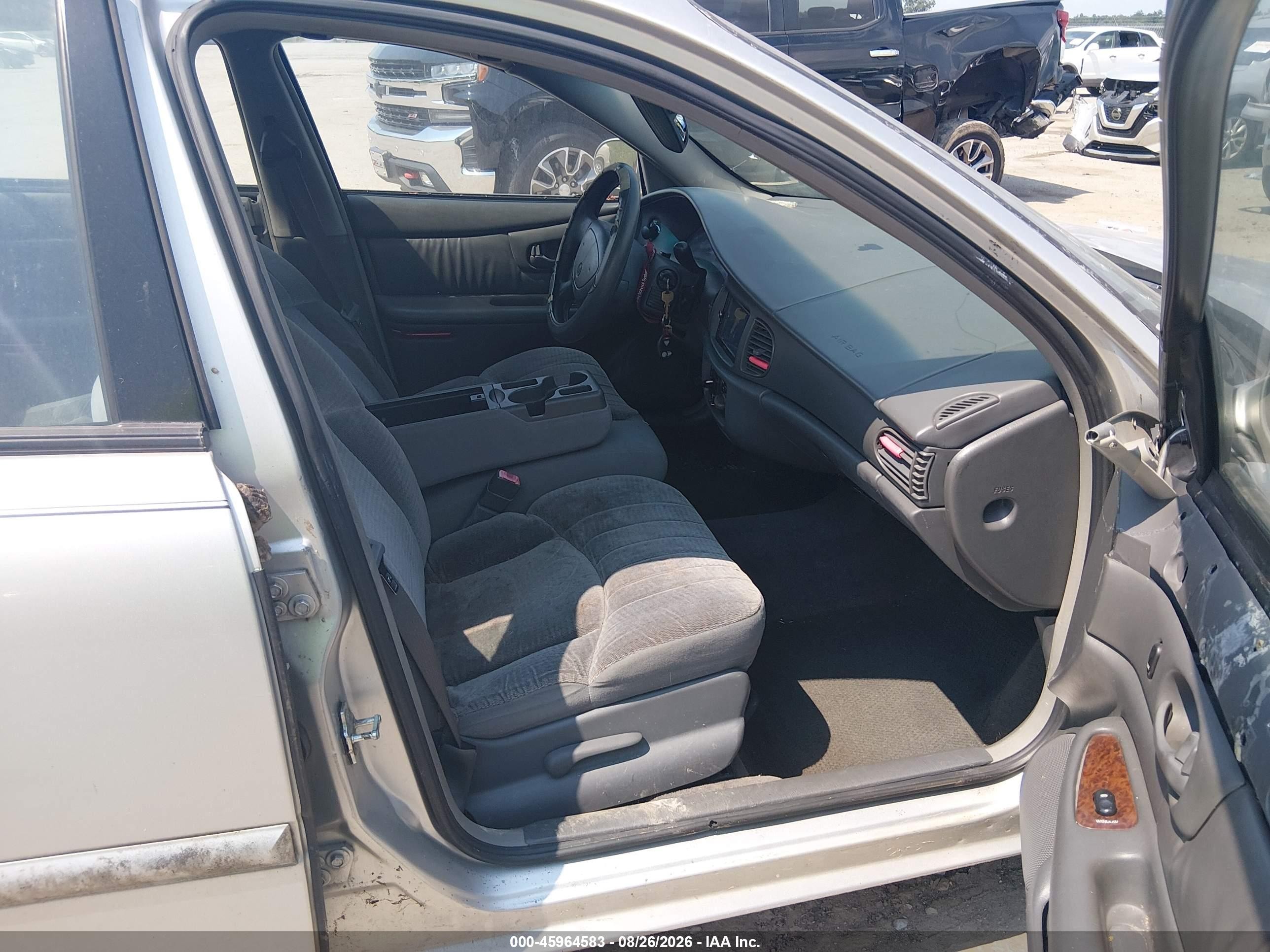 2005 Buick Century   Silver vin: 2G4WS52J551142066