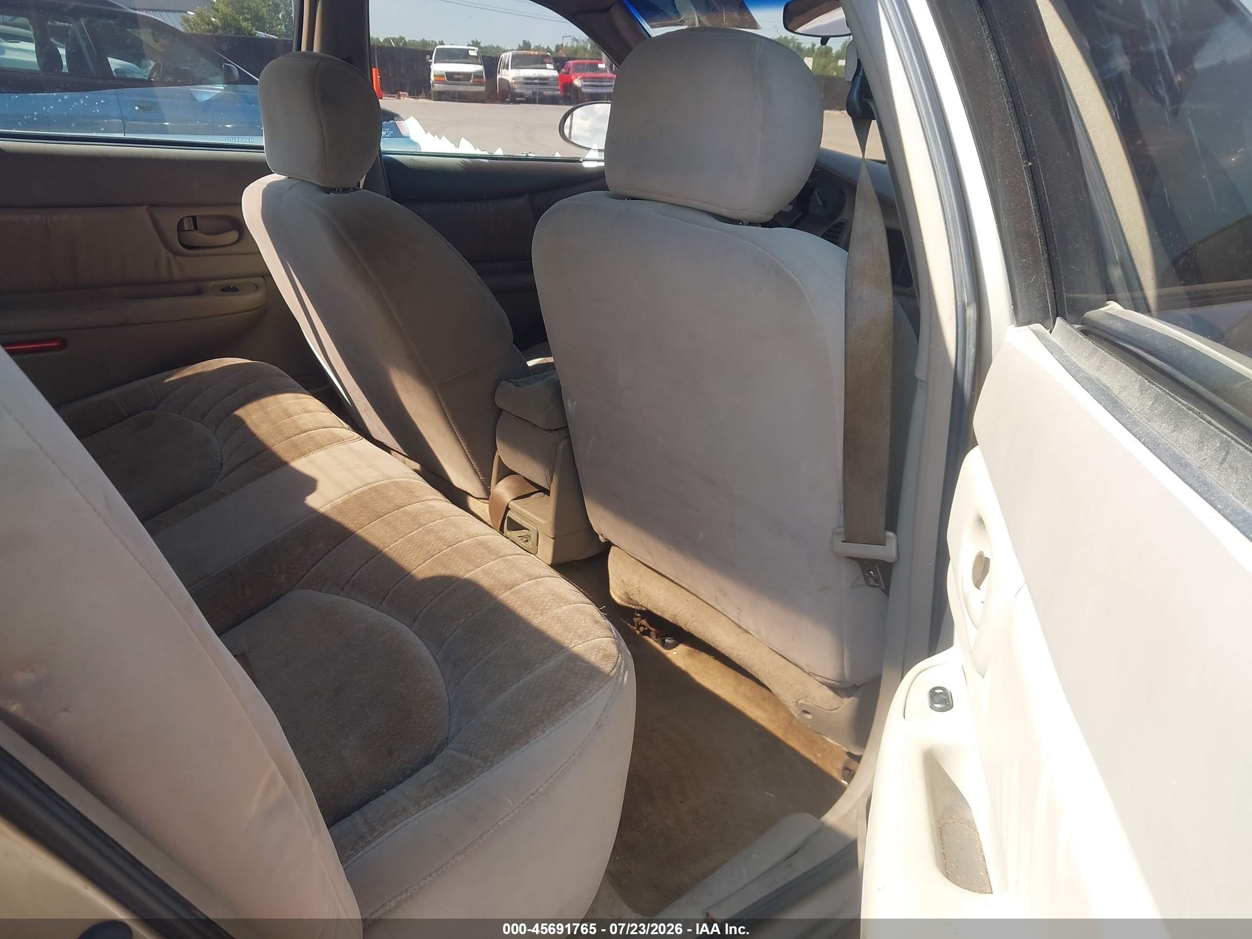 2001 Buick Century Custom Tan vin: 2G4WS52J611253056
