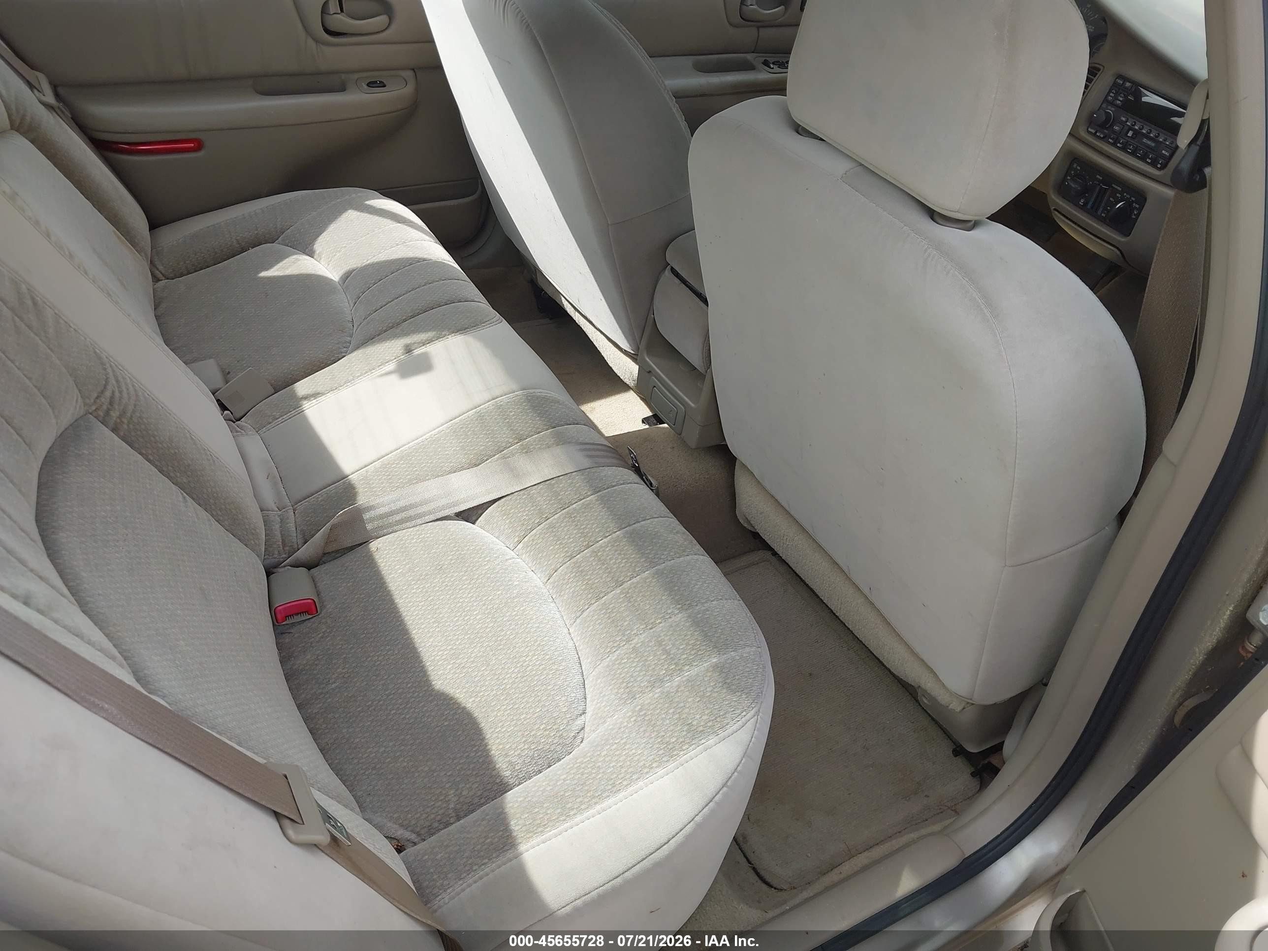 2001 Buick Century Custom Gold vin: 2G4WS52J711162460