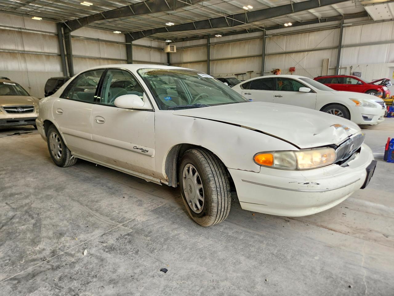 2001 Buick Century Custom White vin: 2G4WS52J711282016