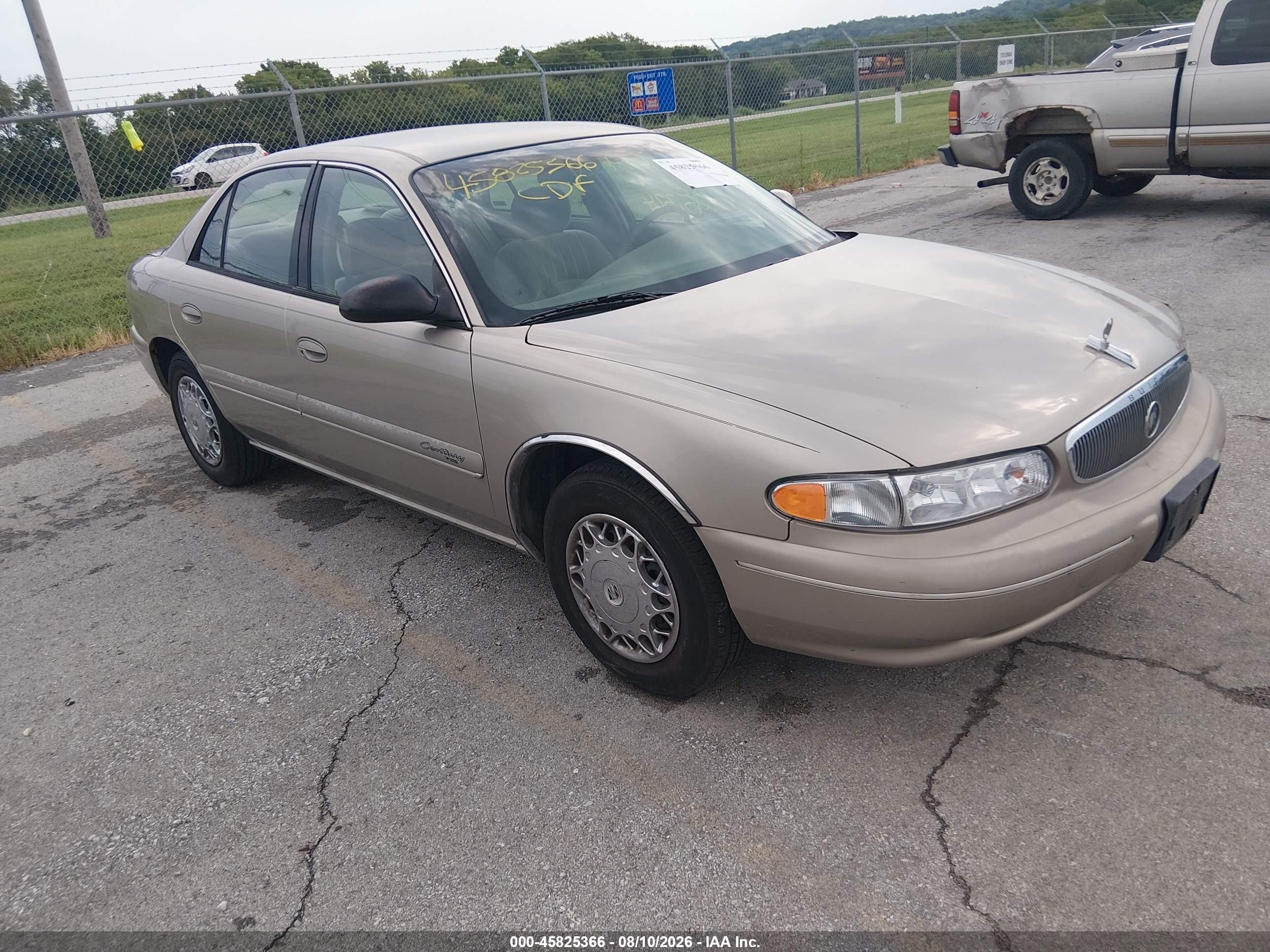 2002 Buick Century Custom Gold vin: 2G4WS52J721201050