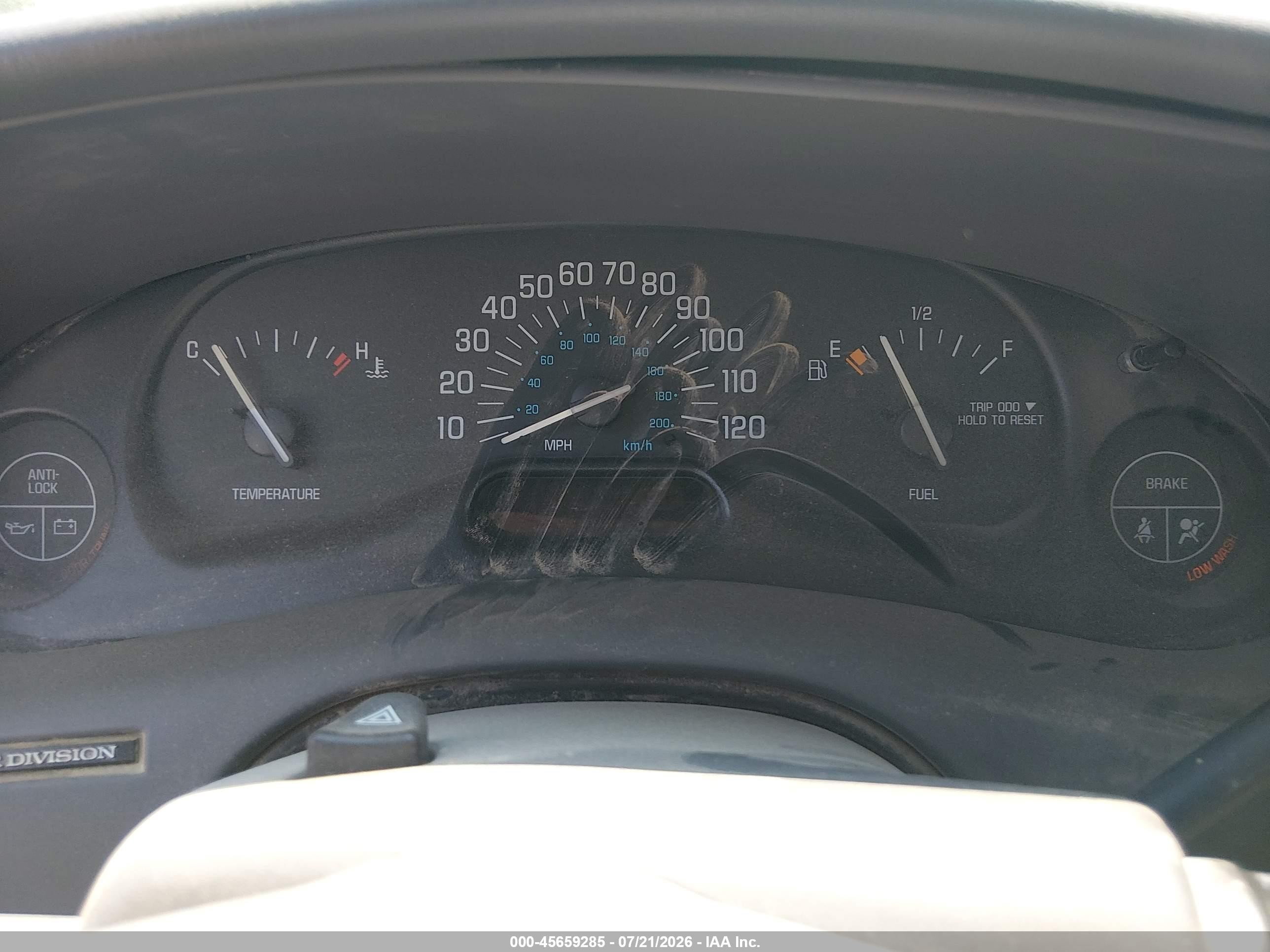 2002 Buick Century Custom Серебряный vin: 2G4WS52J721205065